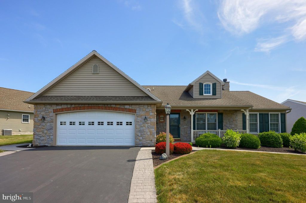 Photo of 1045 CAMBRIDGE DR, MANHEIM, PA 17545 (MLS # PALA2035928)