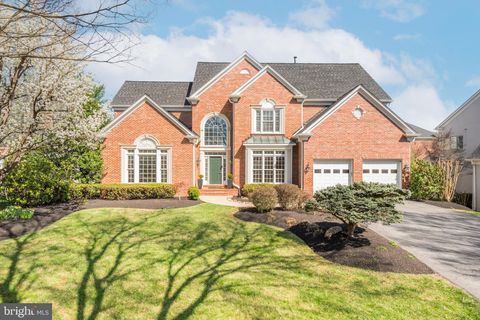 Photo of 11603 Montague Court, POTOMAC, MD 20854 (MLS # MDMC2170744)