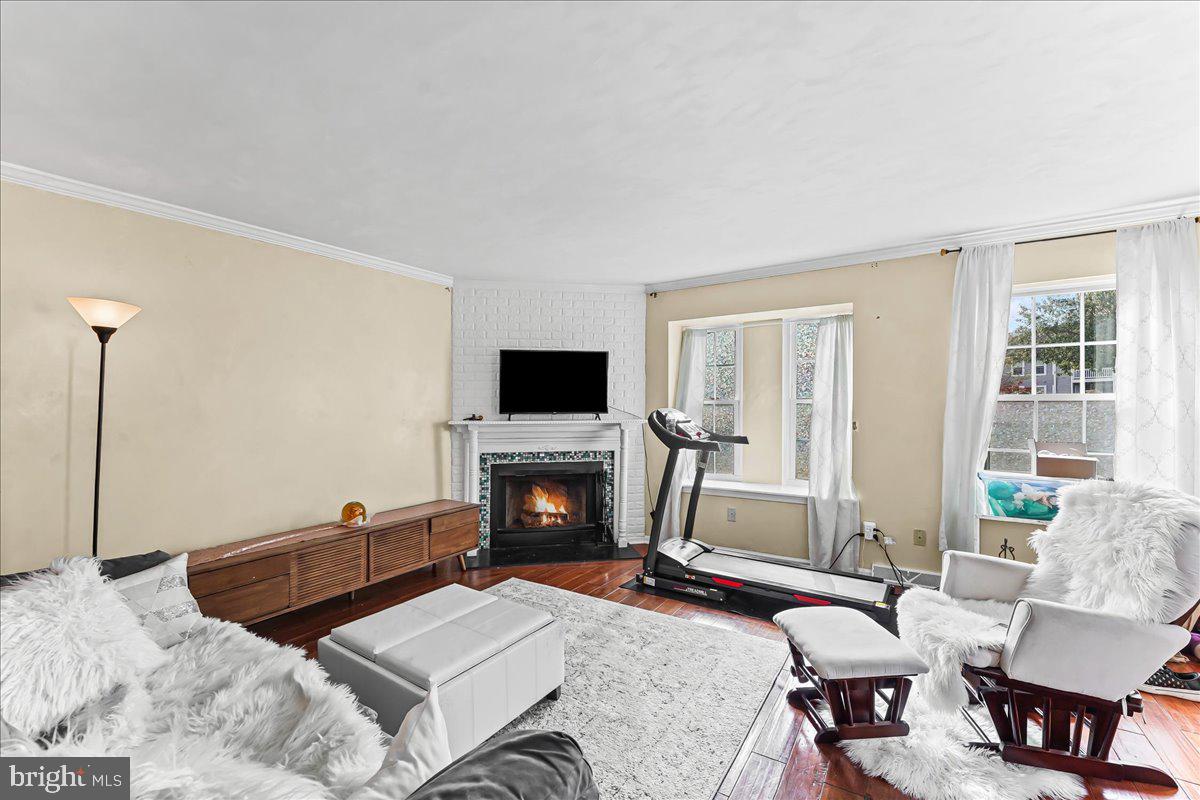 765 BRADFORD TERRACE