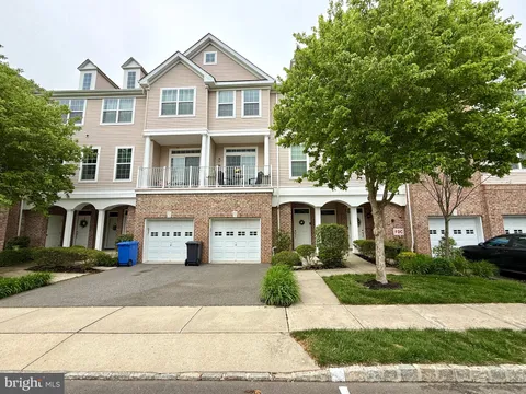 193 Melanie Way Unit 707, Manahawkin, NJ MLS: NJOC2033780
