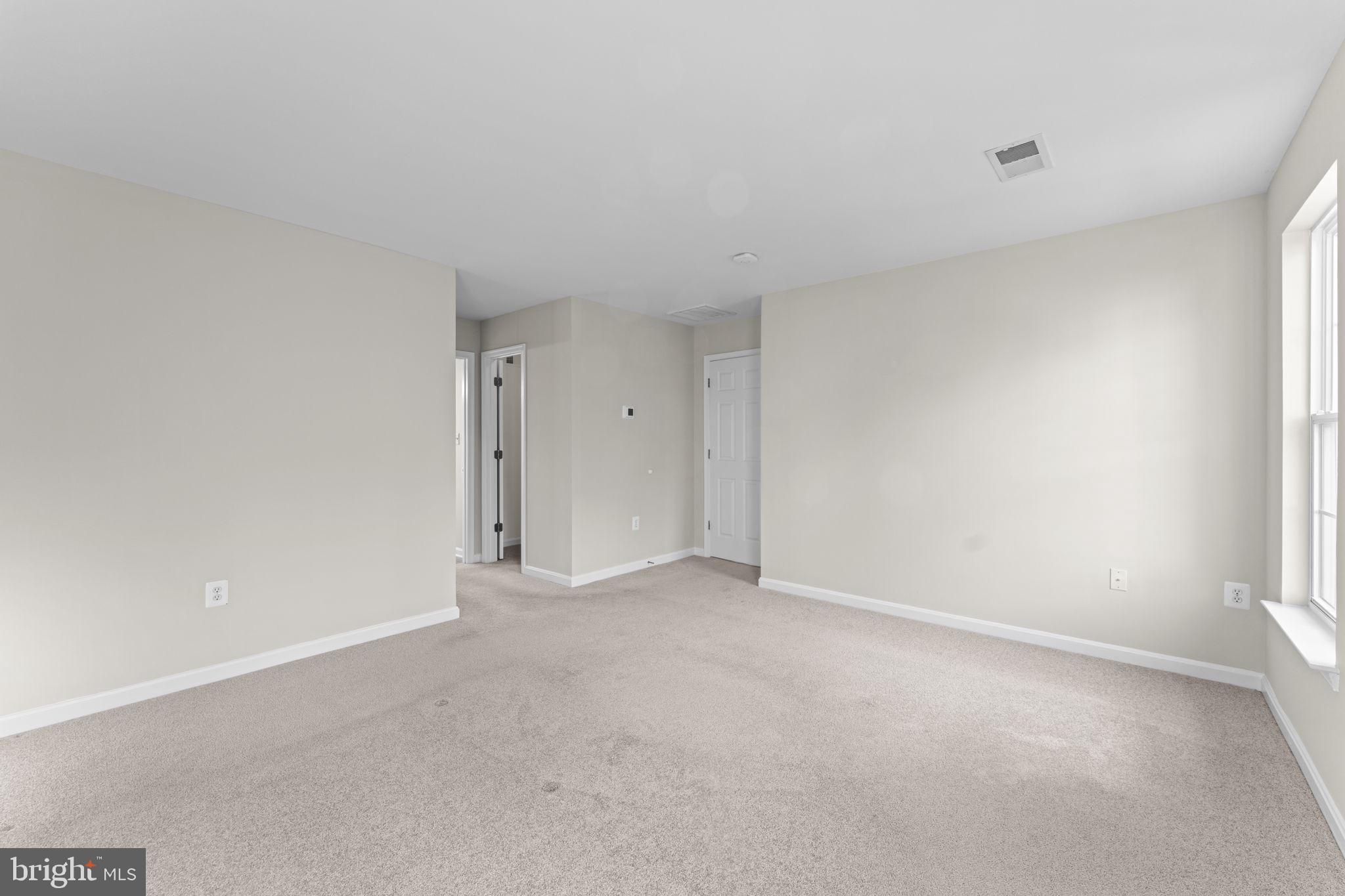 LAKE POINT - Residential