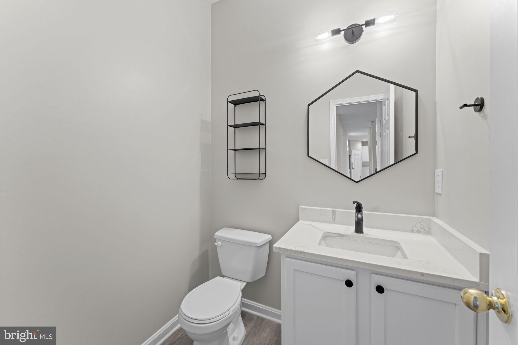 LAKE POINT - Residential