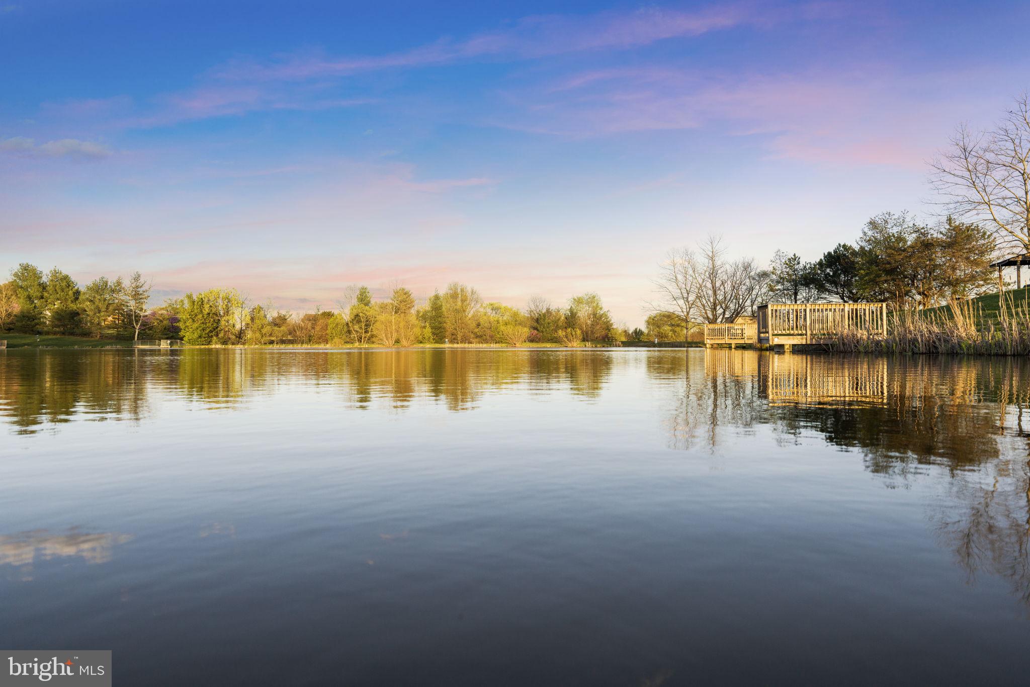 LAKE POINT - Residential