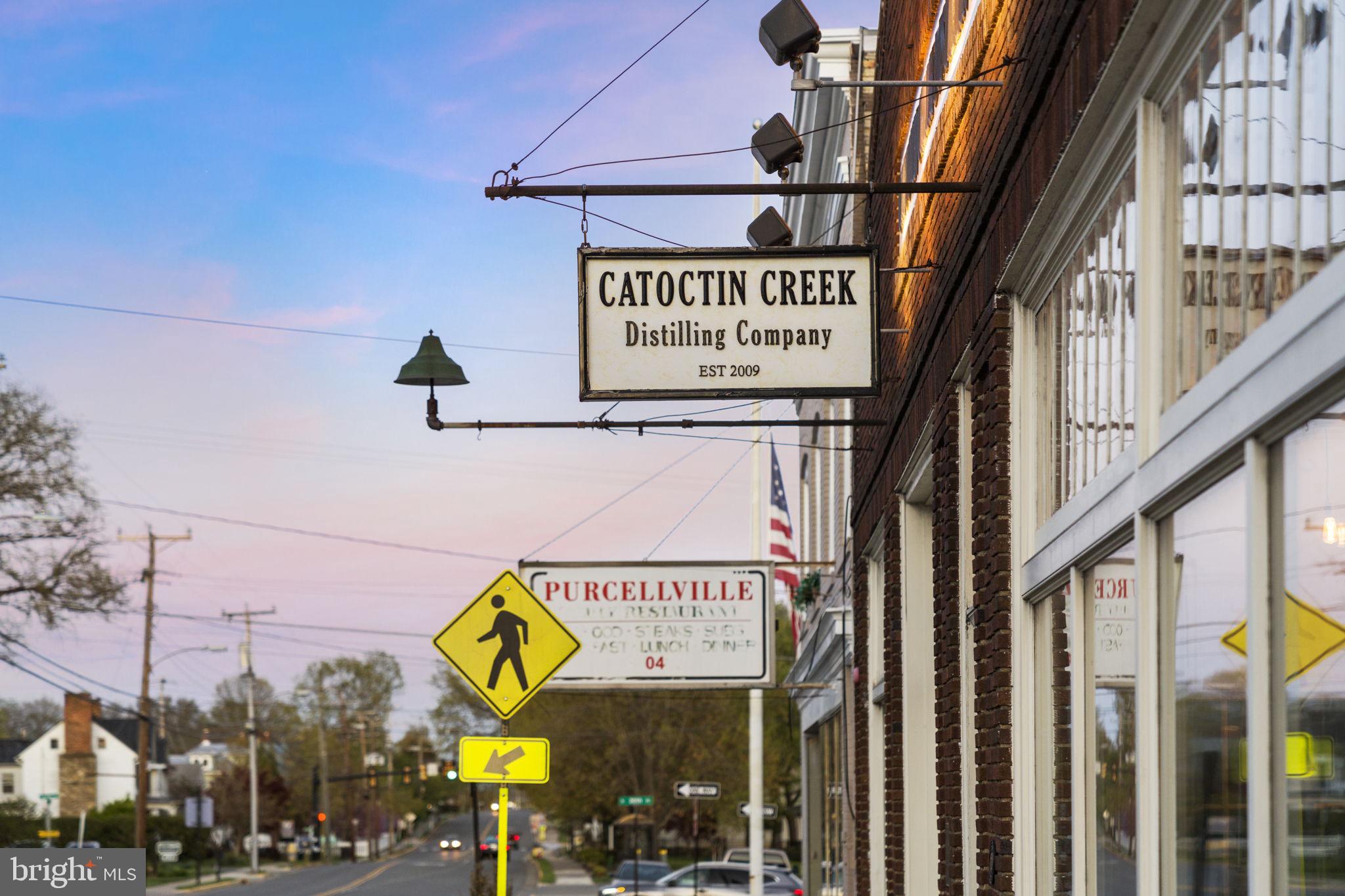 LAKE POINT - Residential