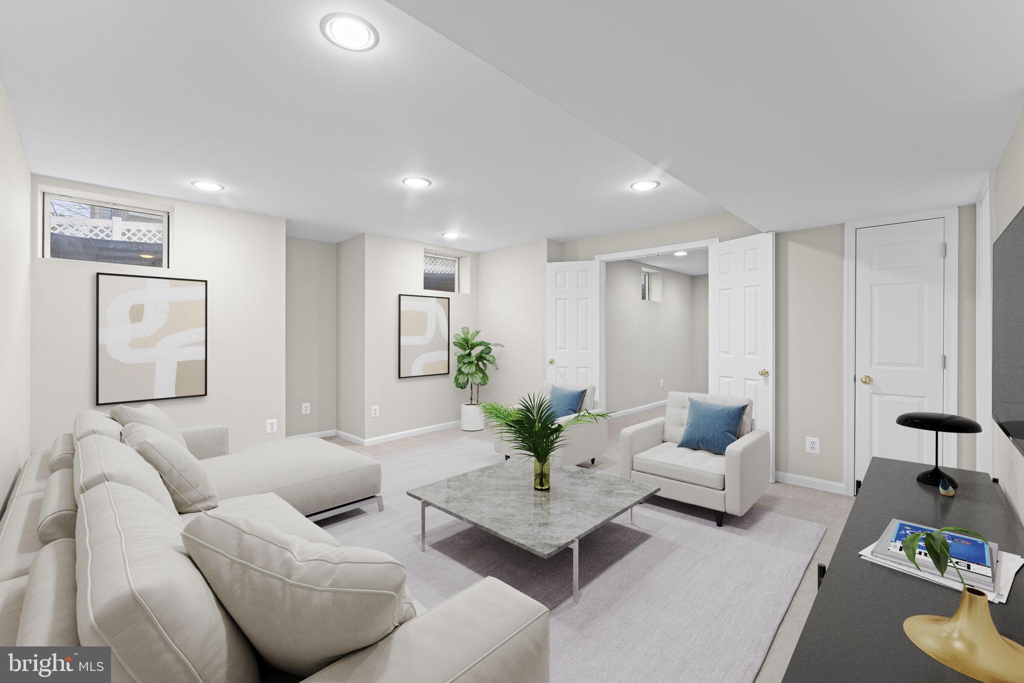 LAKE POINT - Residential