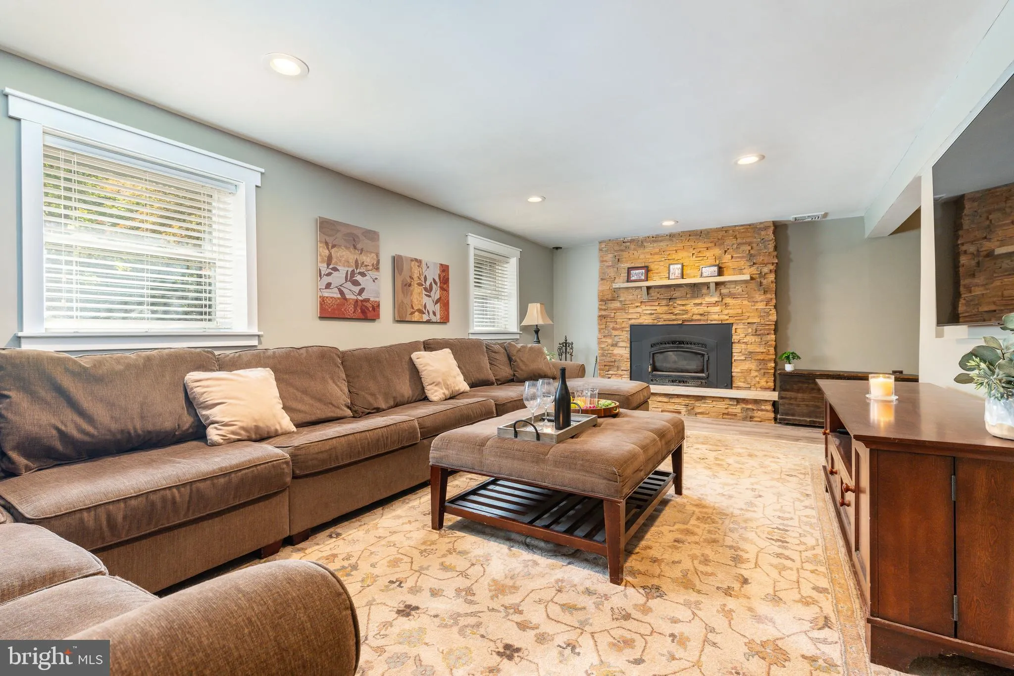 Lansdale, Pennsylvania 19446, United States, 3 Bedrooms Bedrooms, ,3 BathroomsBathrooms,Residential,Coming Soon,232922