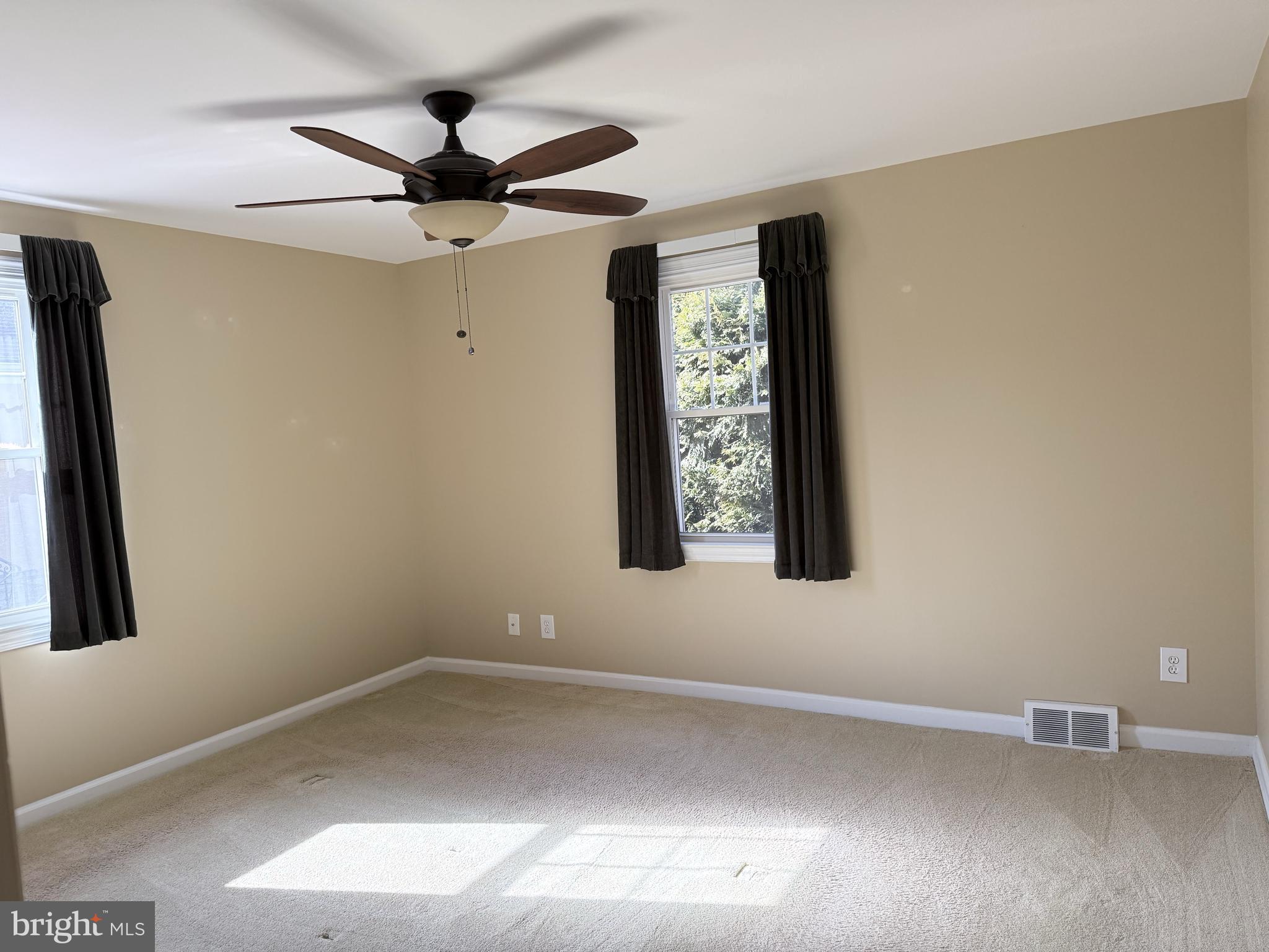 EASTTOWN WOODS - Residential