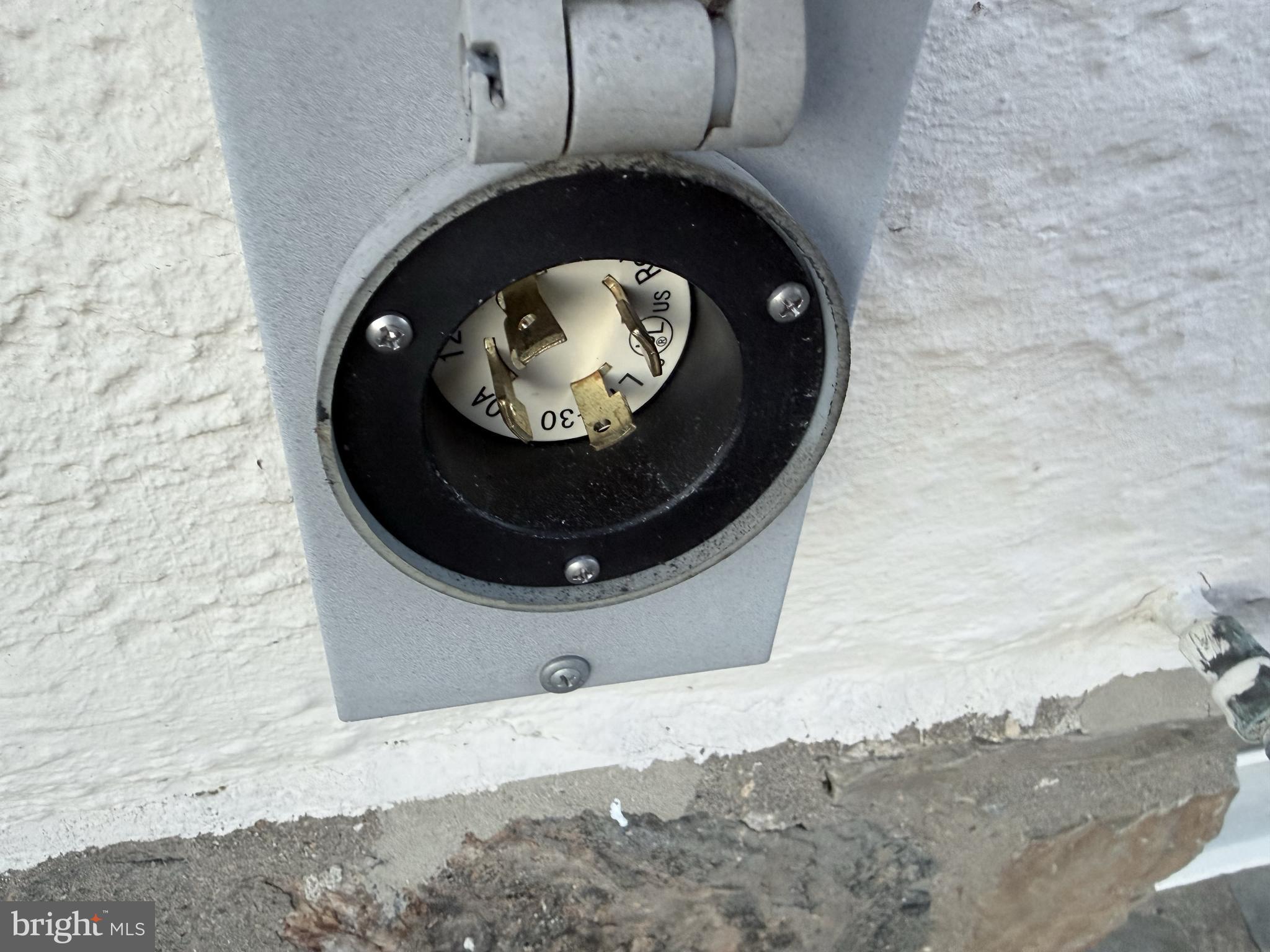 EASTTOWN WOODS - Residential