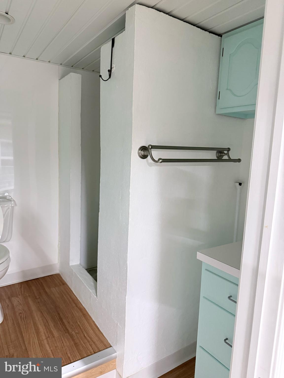 EASTTOWN WOODS - Residential