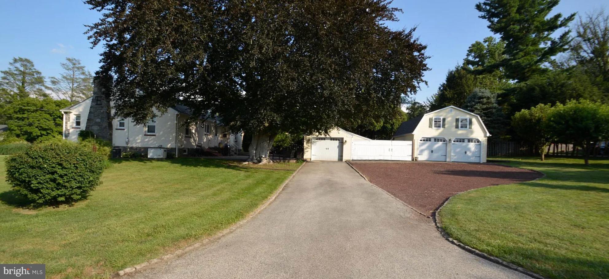 302 S VALLEY FORGE ROAD