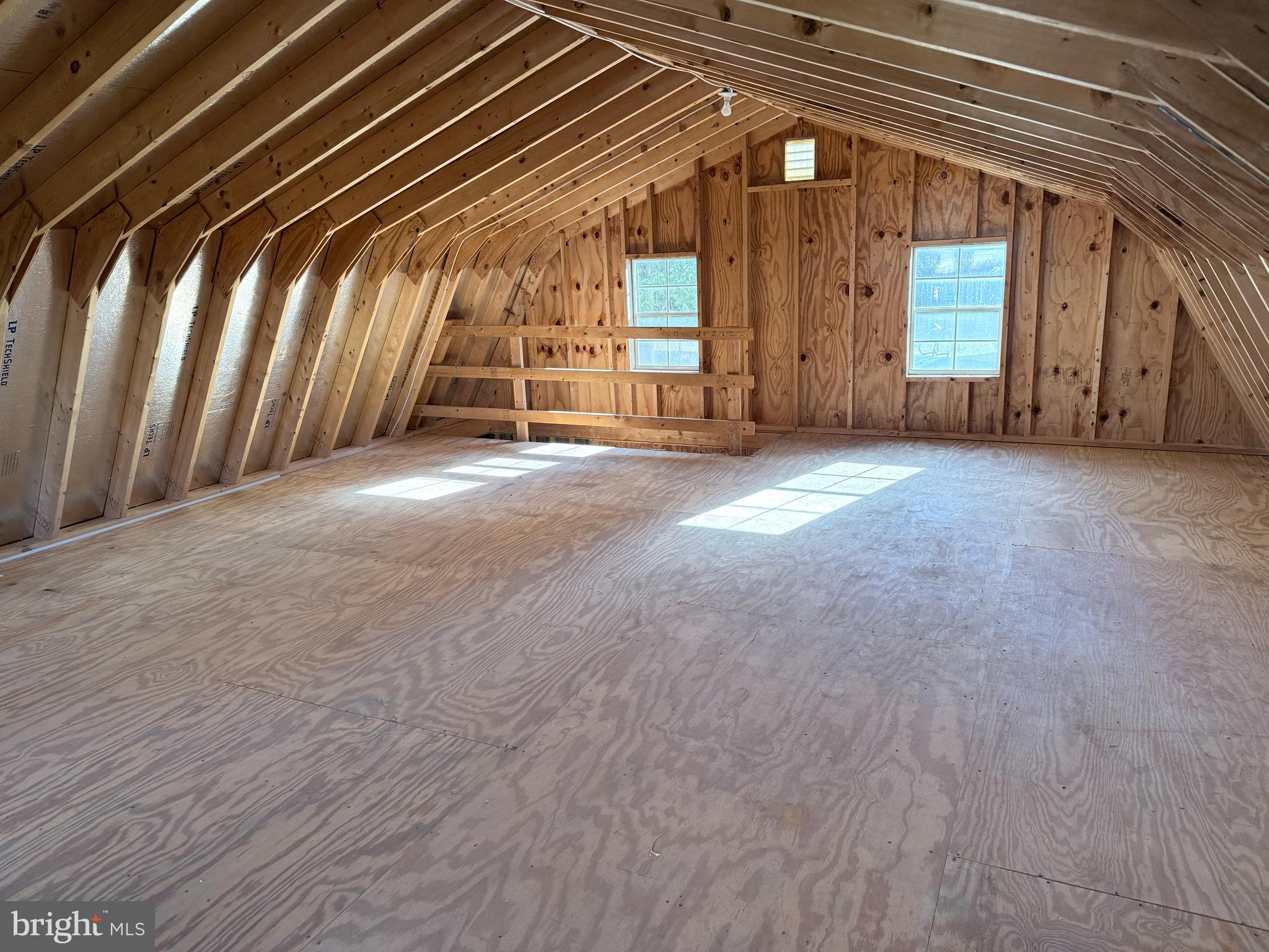 EASTTOWN WOODS - Residential