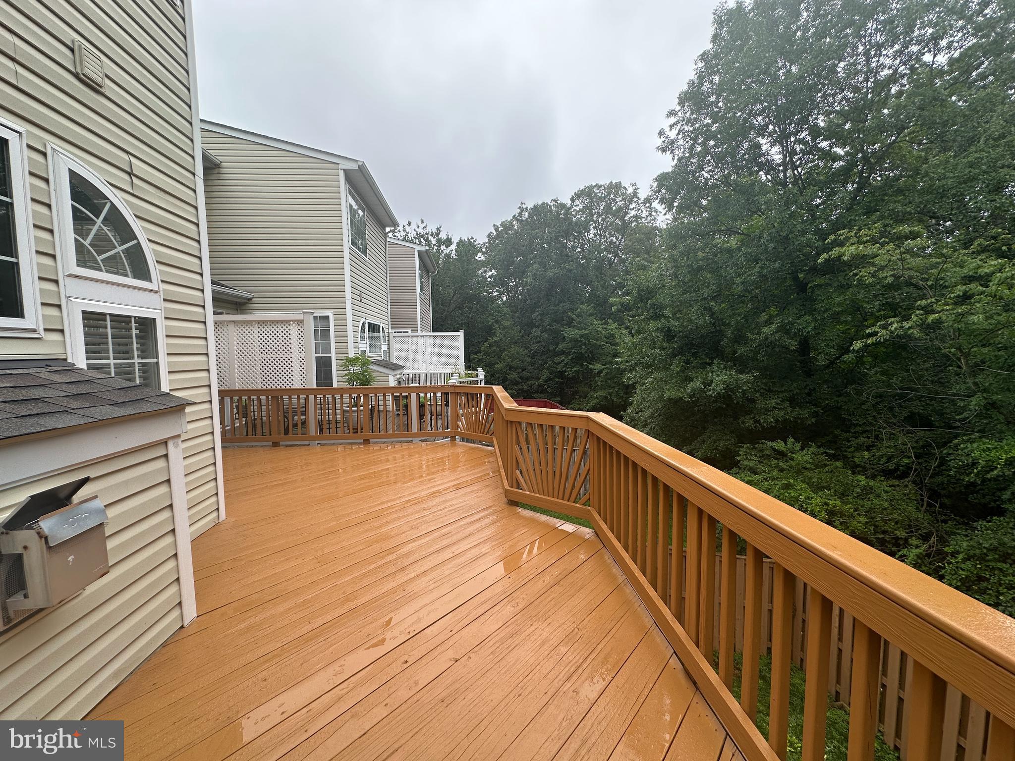 LOUDOUN PARKWAY CENTER - Residential Lease