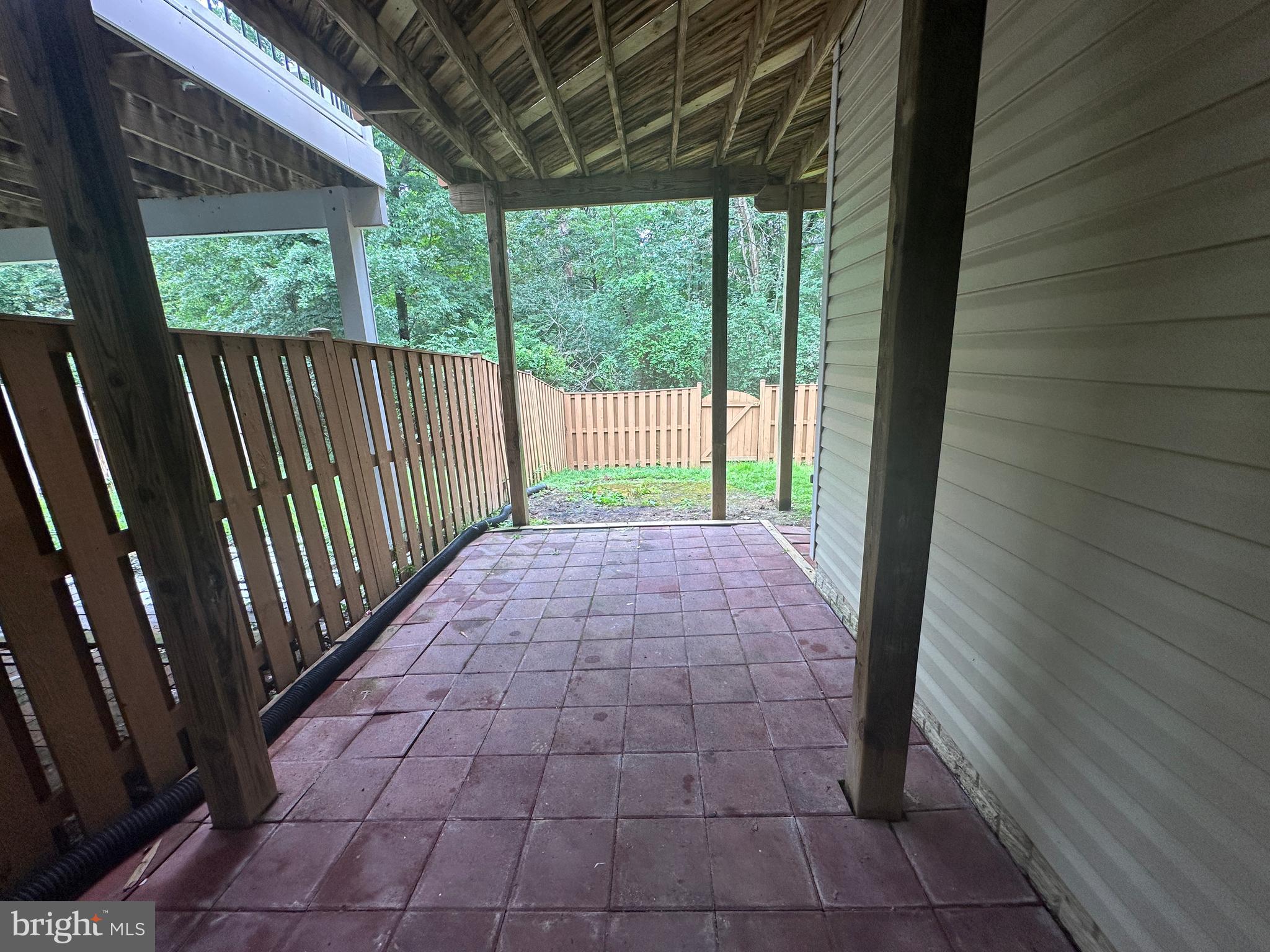 LOUDOUN PARKWAY CENTER - Residential Lease