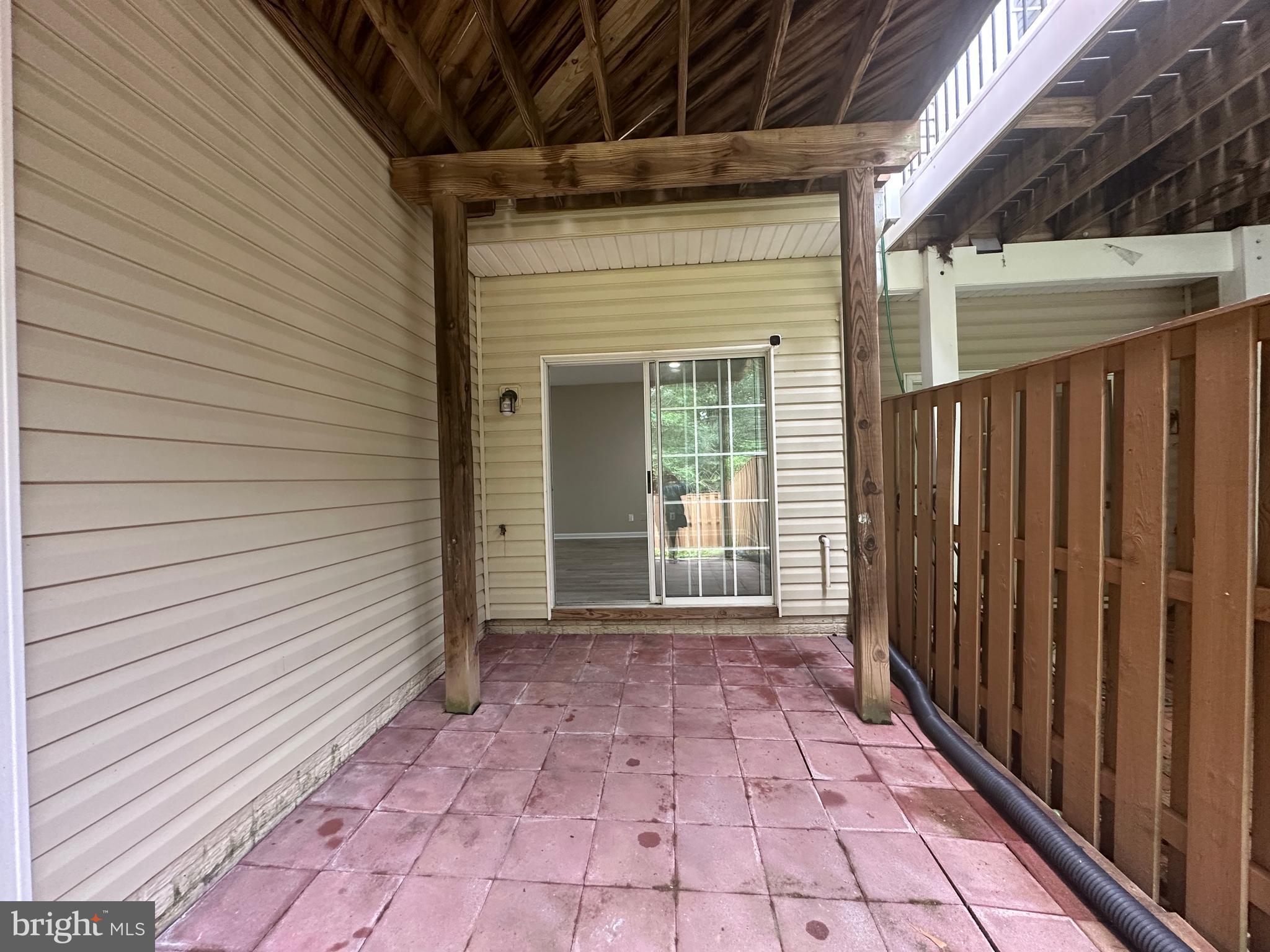 LOUDOUN PARKWAY CENTER - Residential Lease