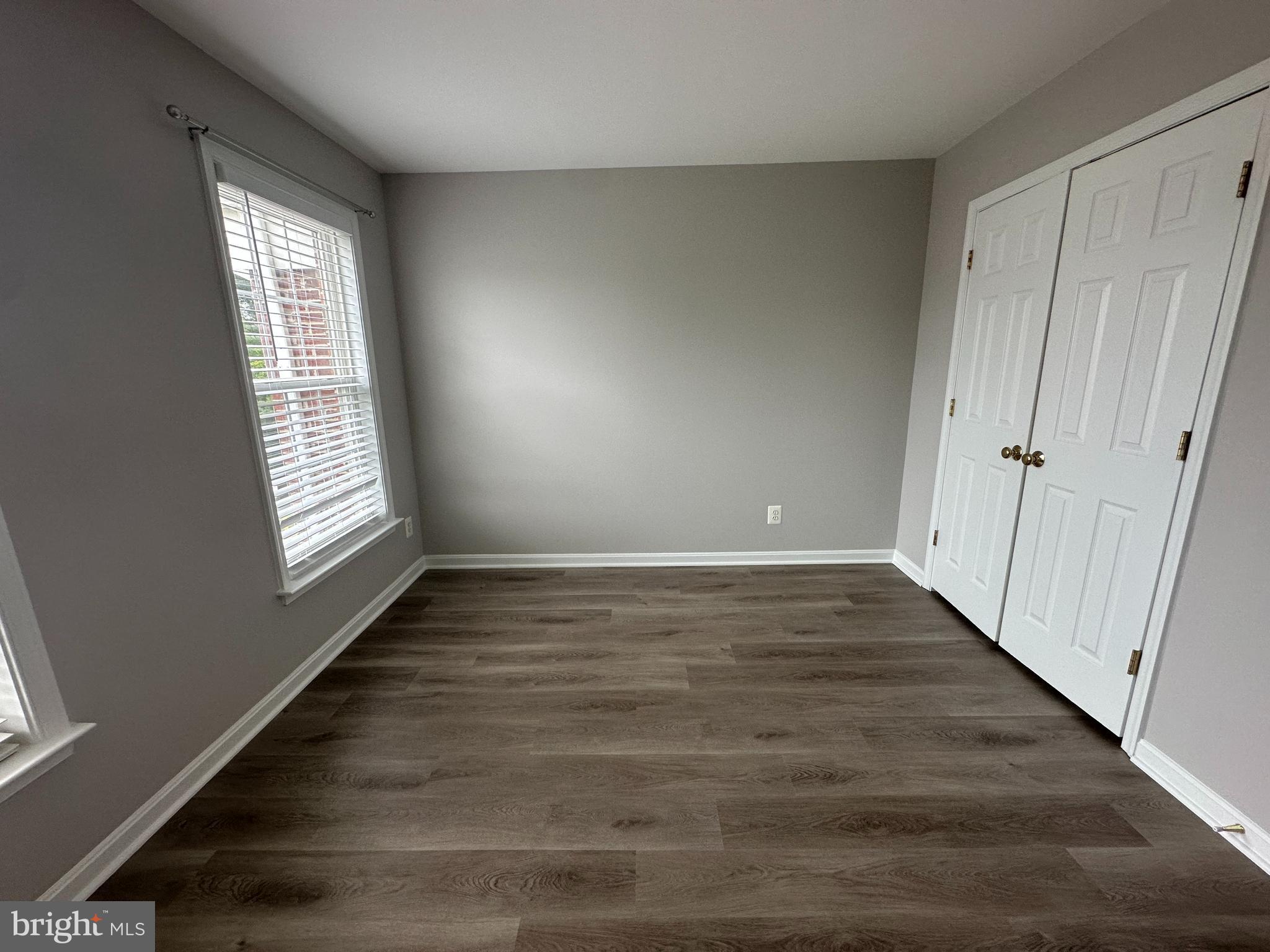 LOUDOUN PARKWAY CENTER - Residential Lease