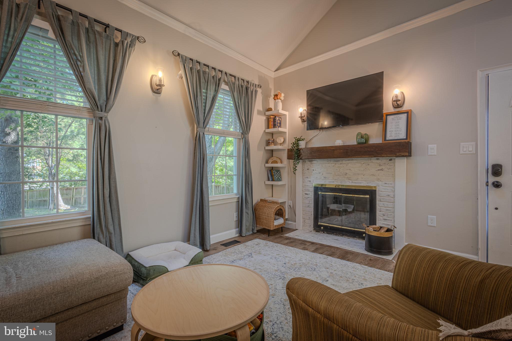 6301 CHIMNEY WOOD COURT