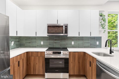 Condo For Rent - 4503 N 19th Street #2<br/> Philadelphia County, PHILADELPHIA, PA 19140