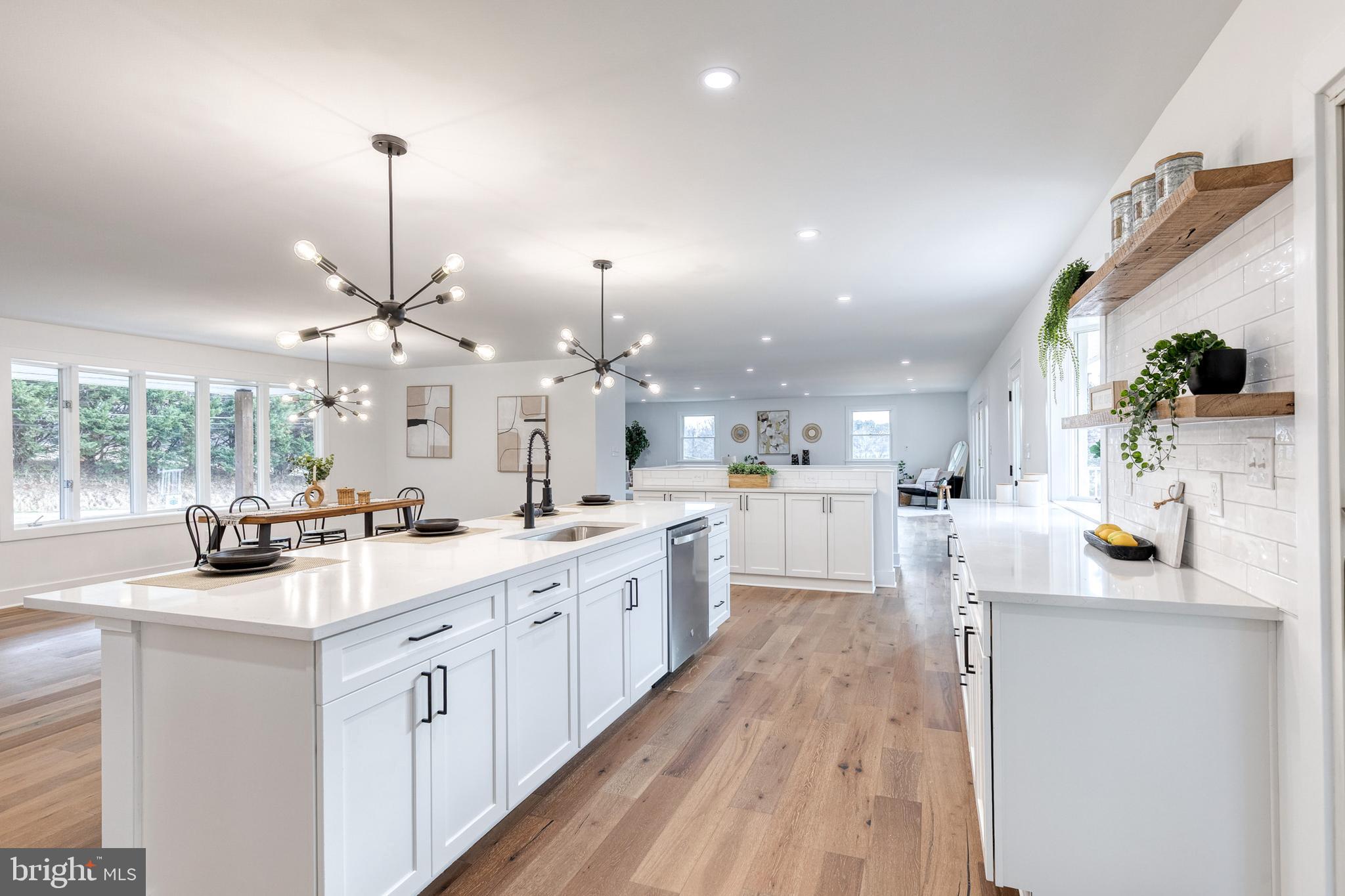 PERRY HALL - Residential