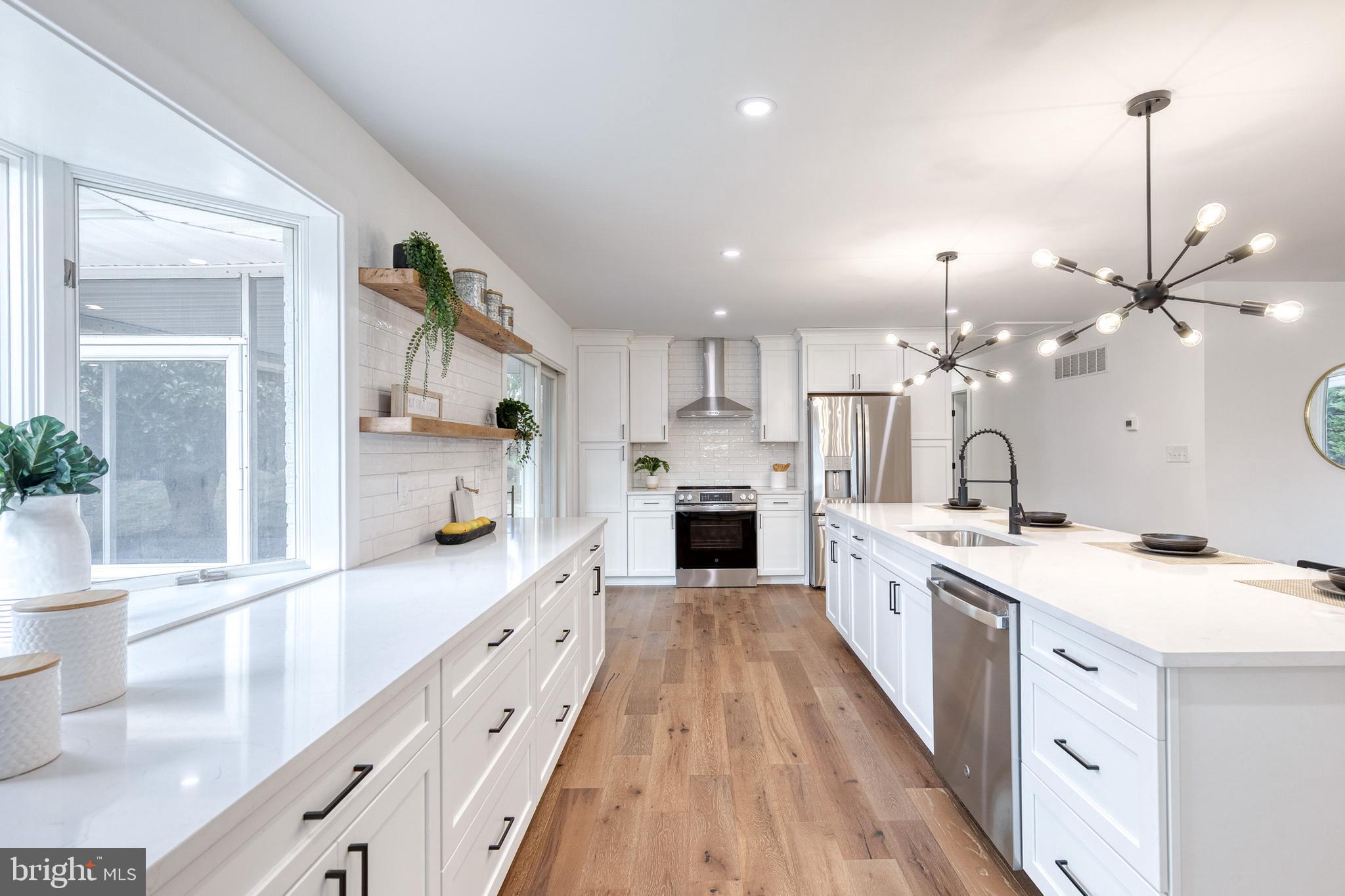 PERRY HALL - Residential