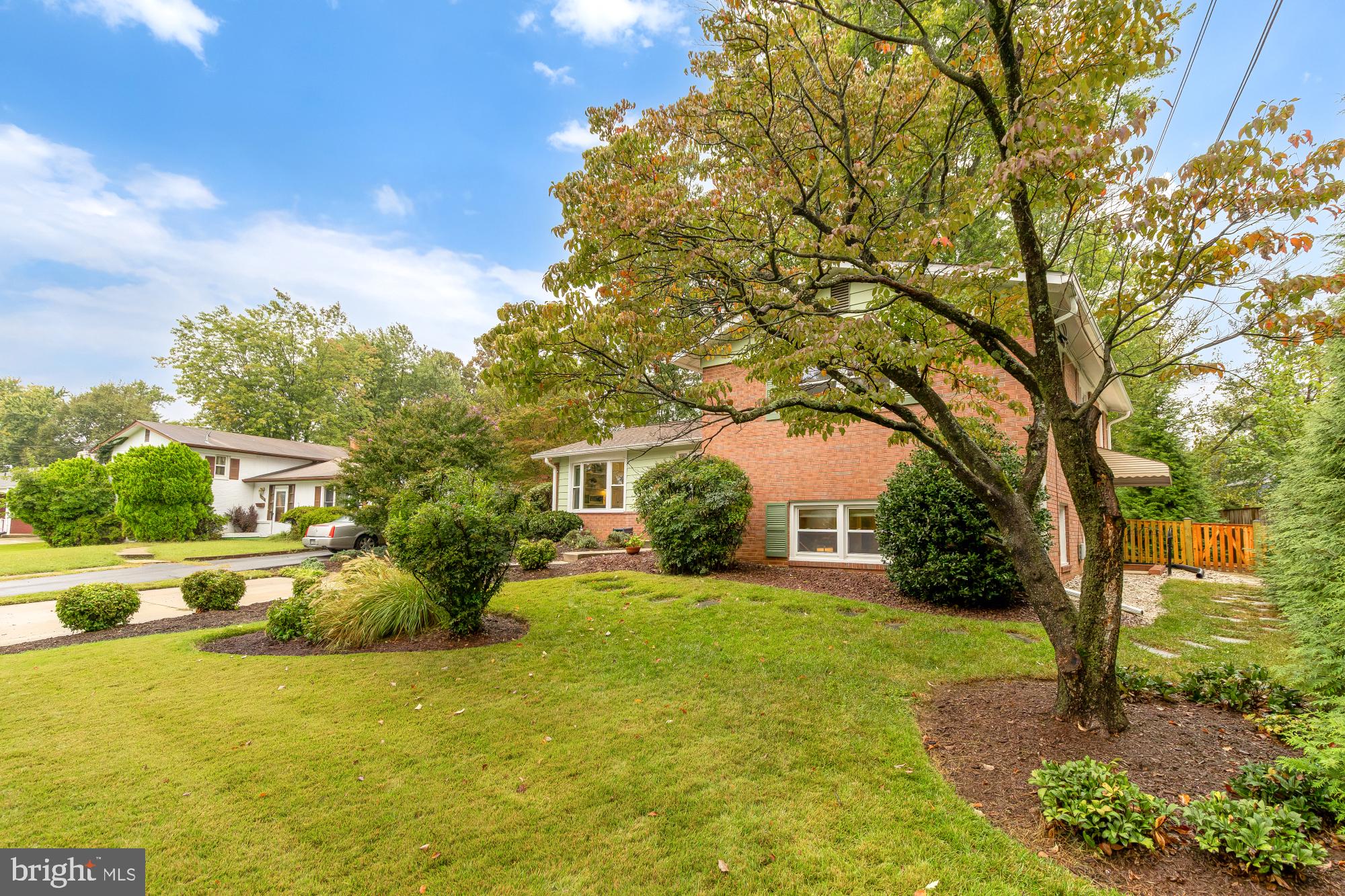 1024 DEVERE DRIVE