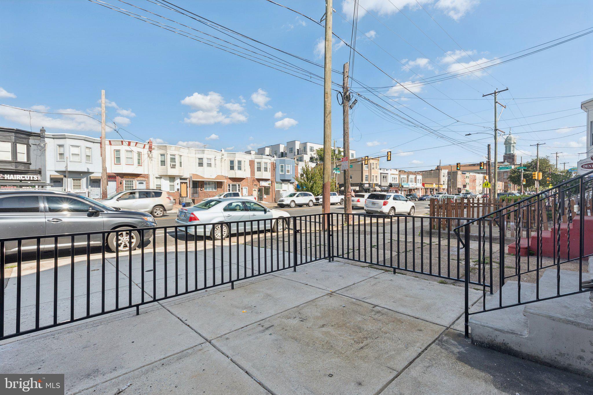 PORT RICHMOND - Residential Lease