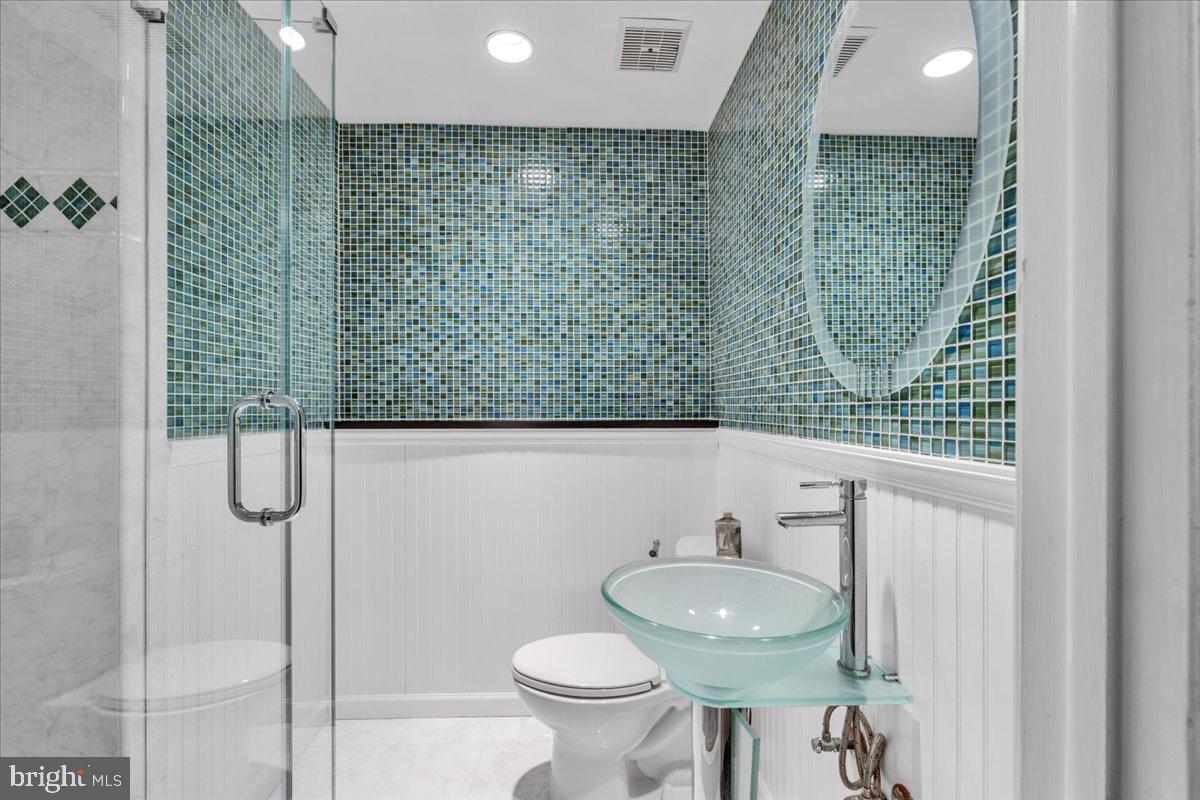 CARDINAL ESTATES - Residential Lease