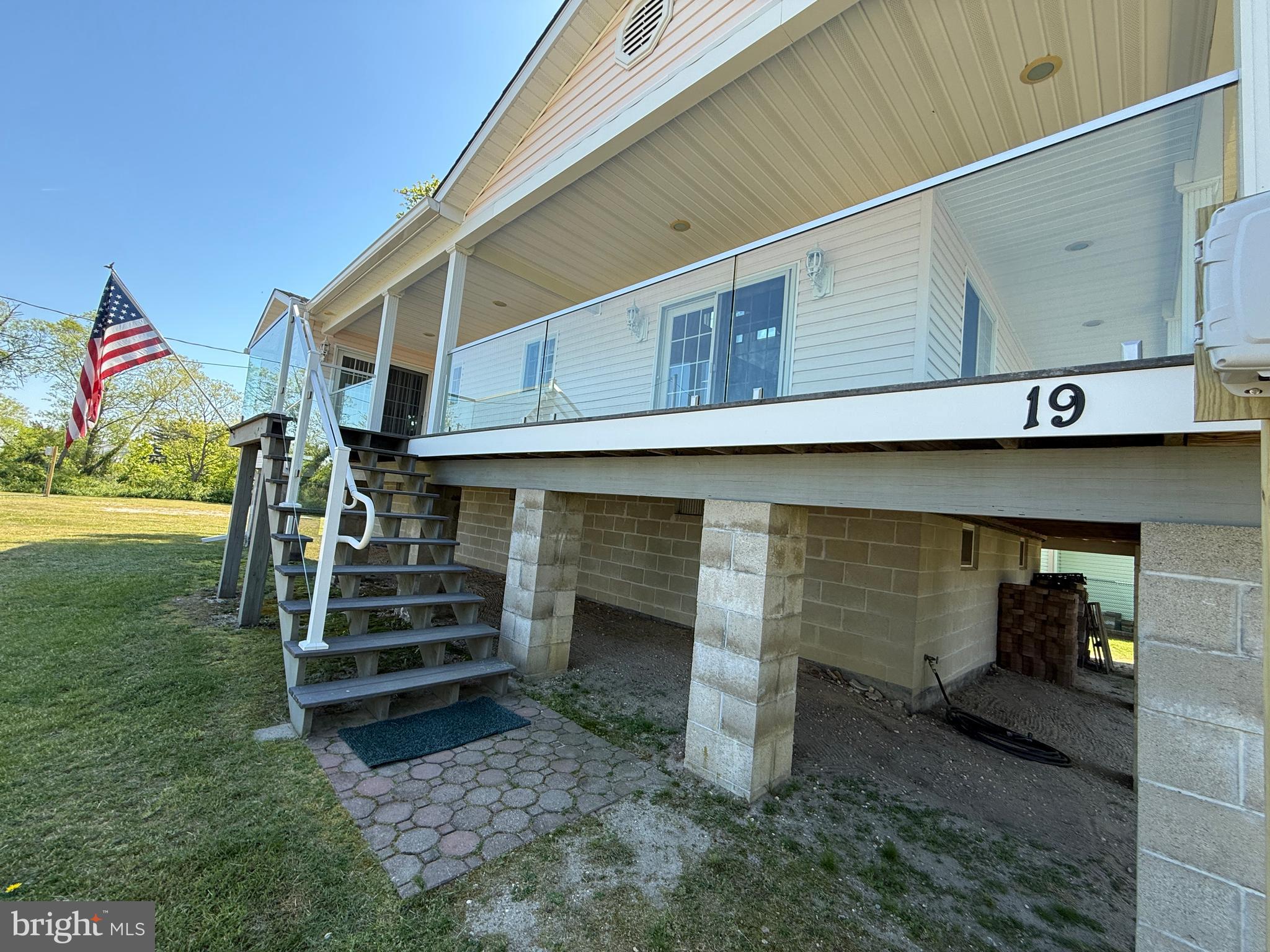 19 CORNELL