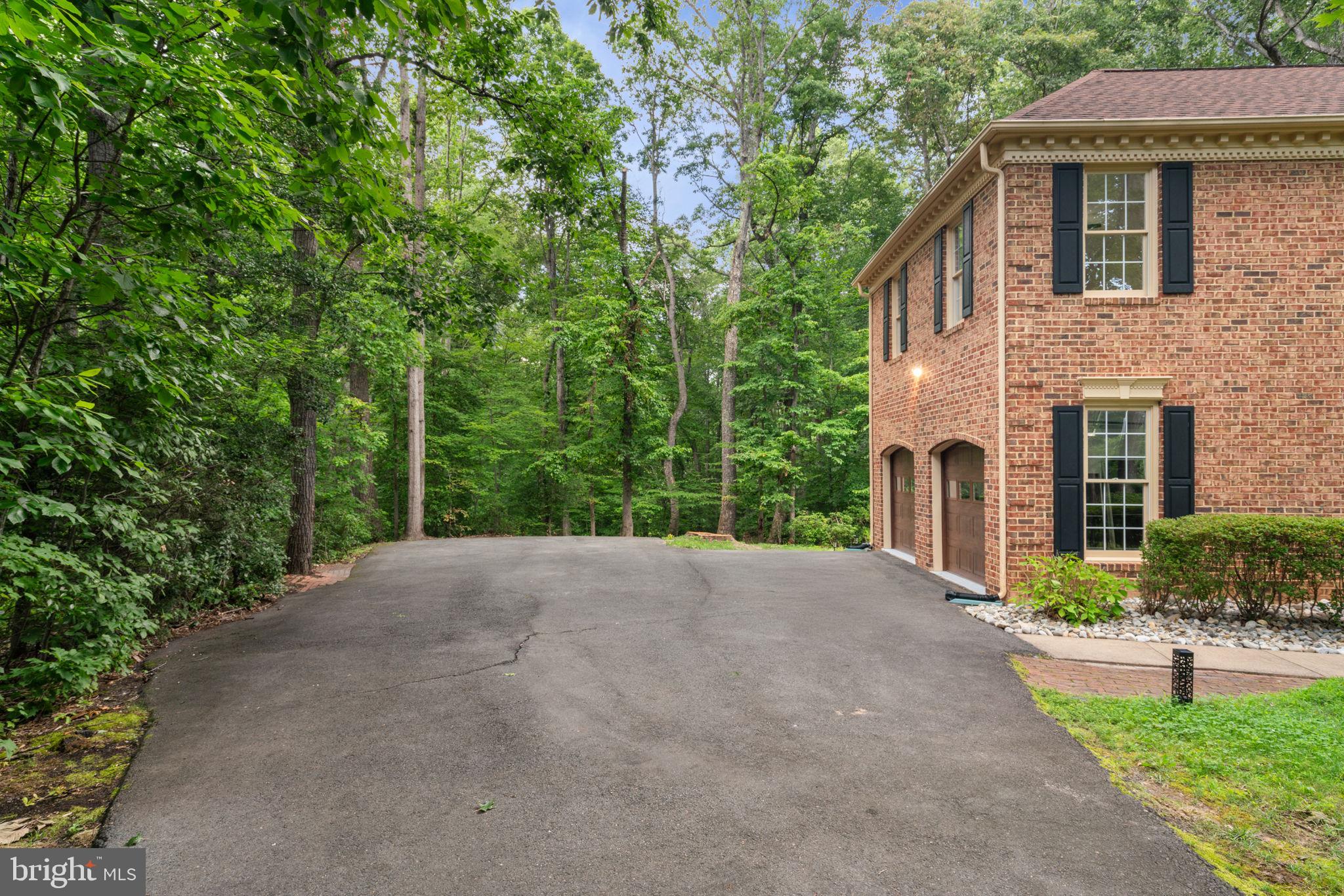 BEAR CREEK - Residential