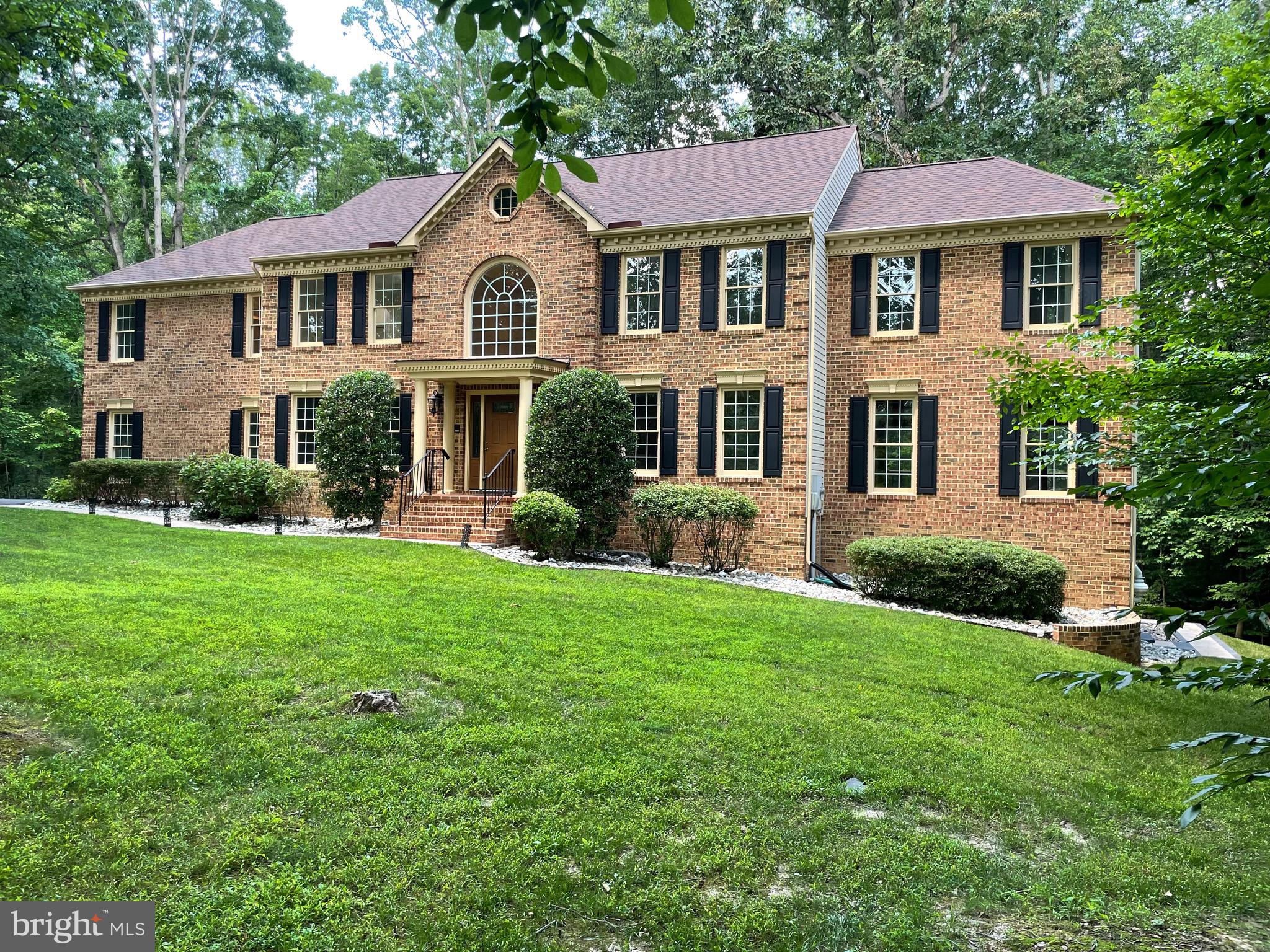 6860 LODGEPOLE COURT