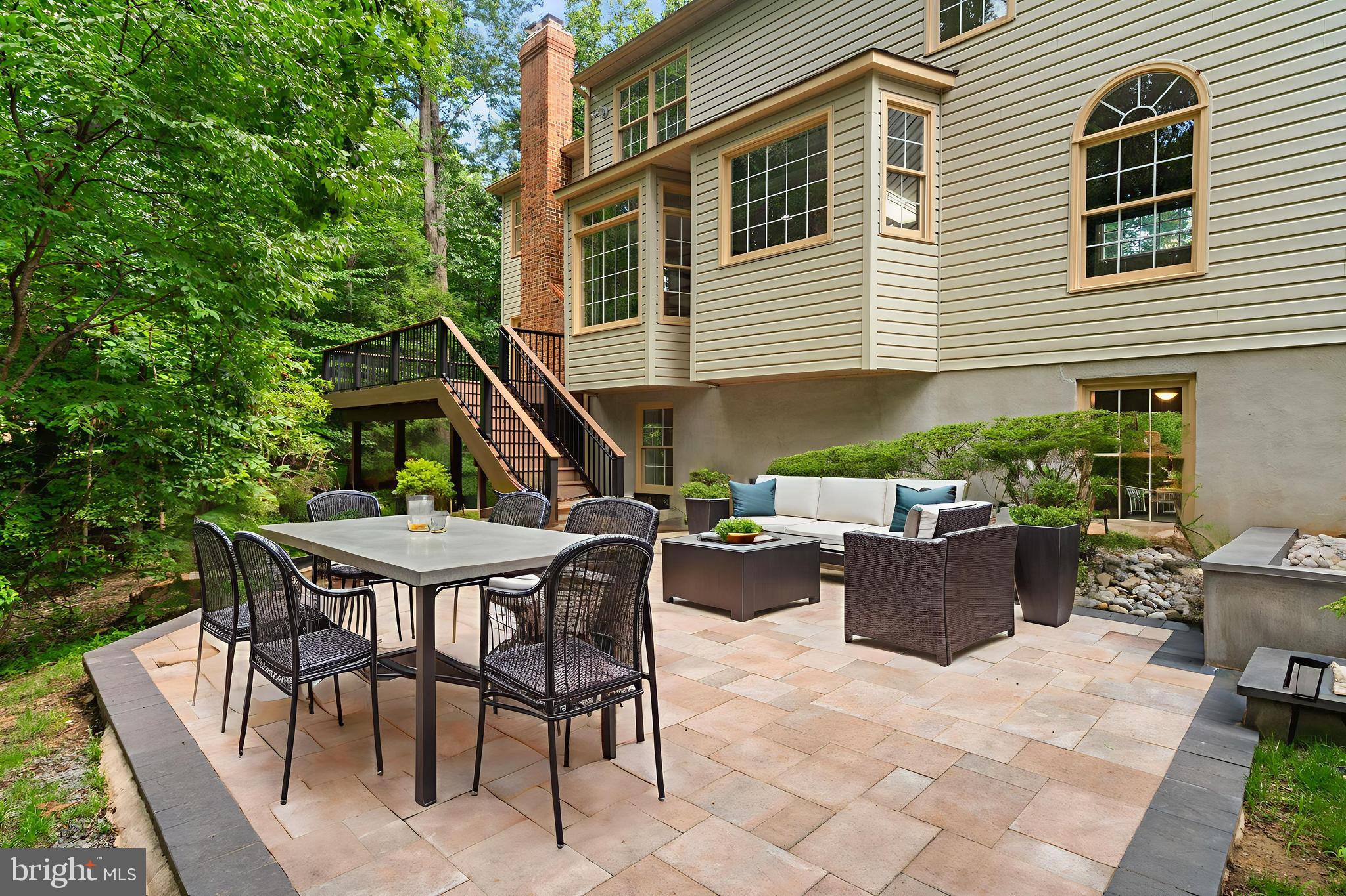 BEAR CREEK - Residential