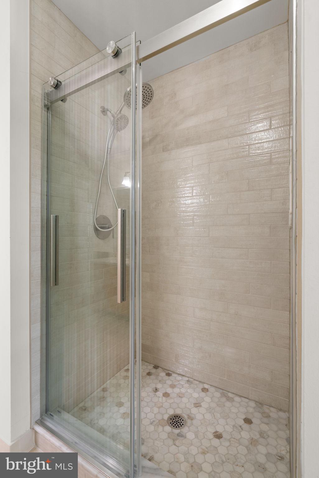 BEAR CREEK - Residential