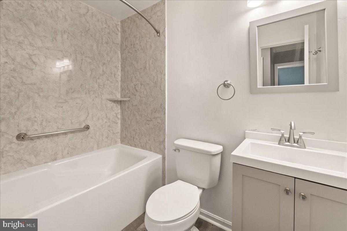 SILVER MAPLE ESTATES - Residential