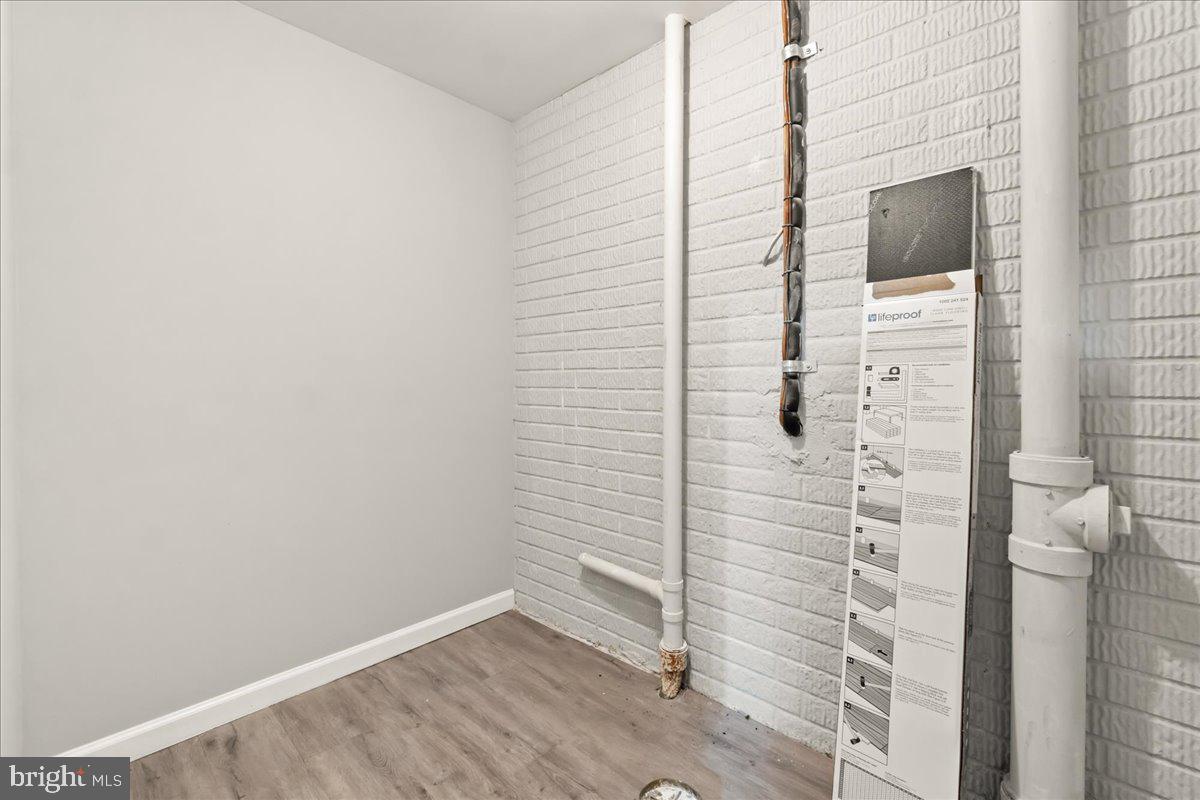 SILVER MAPLE ESTATES - Residential