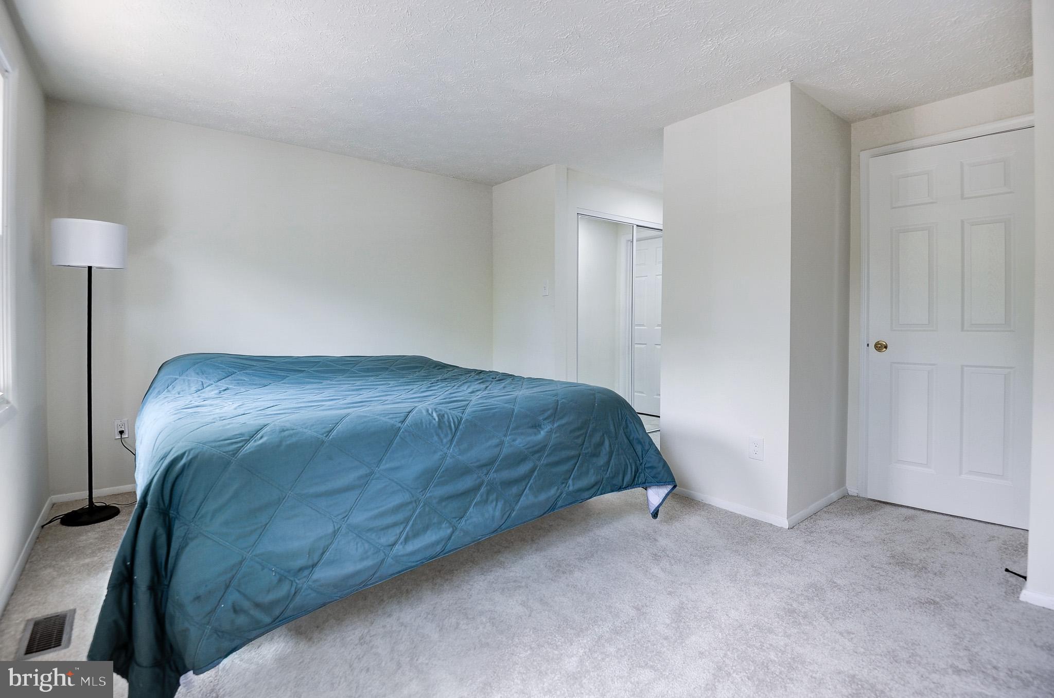 NEWINGTON FOREST - Residential