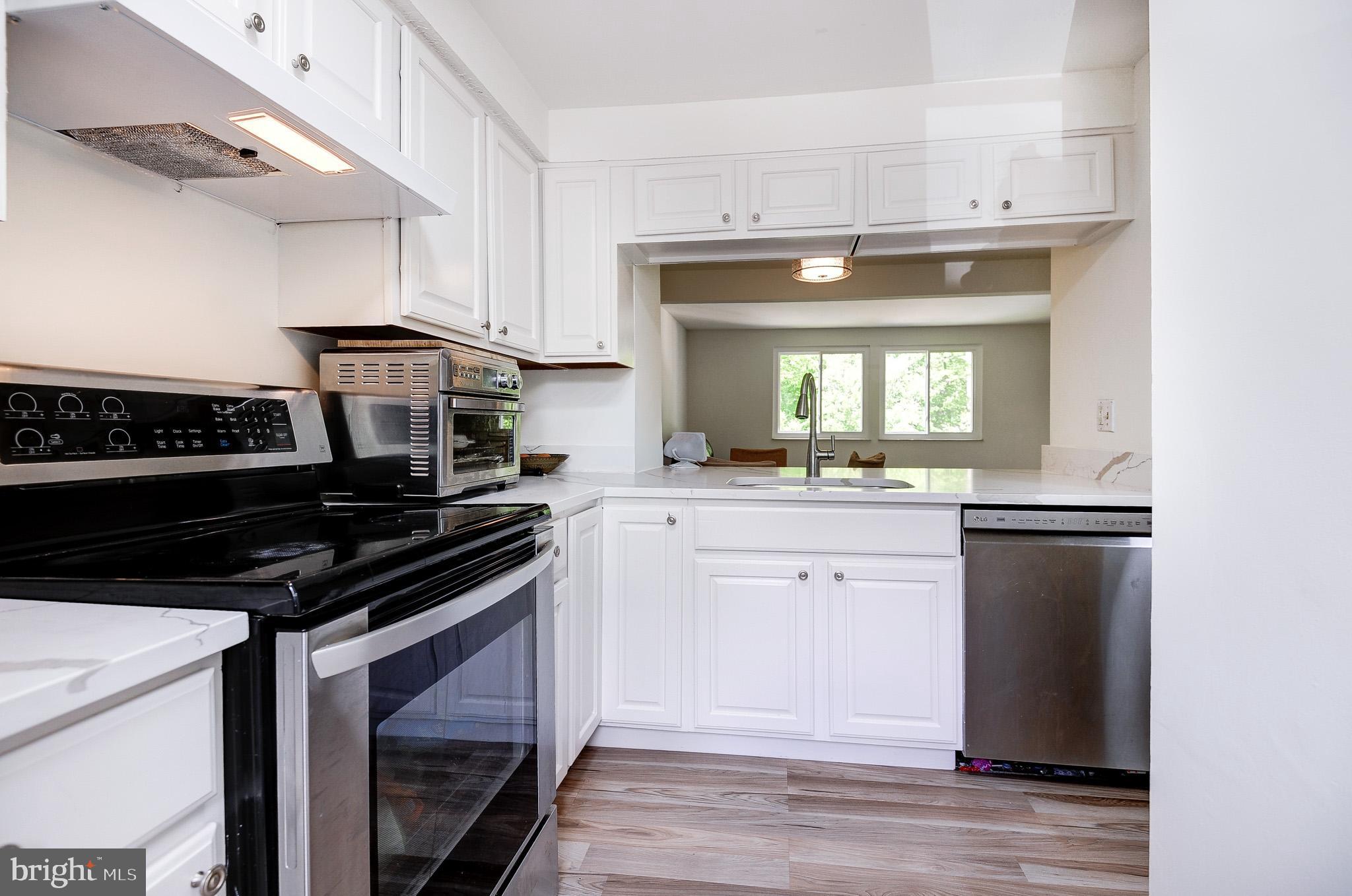 NEWINGTON FOREST - Residential