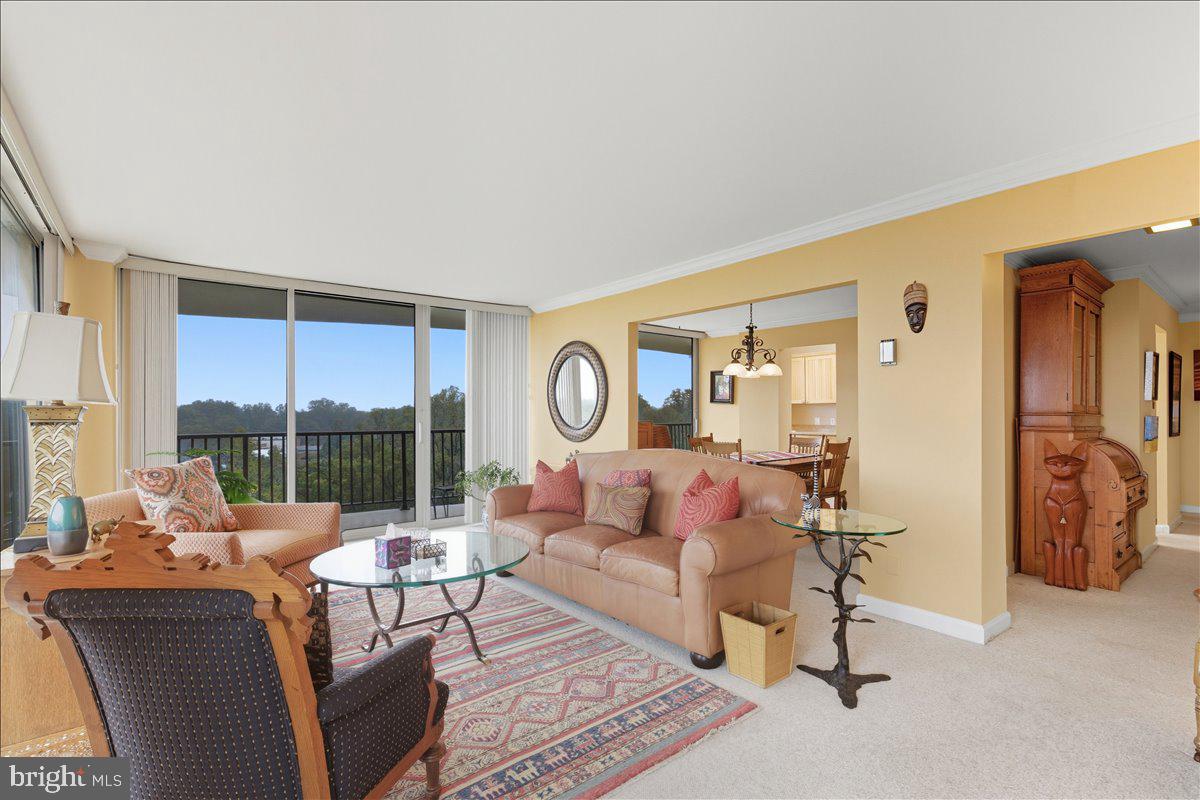 3333 UNIVERSITY BOULEVARD W 1101