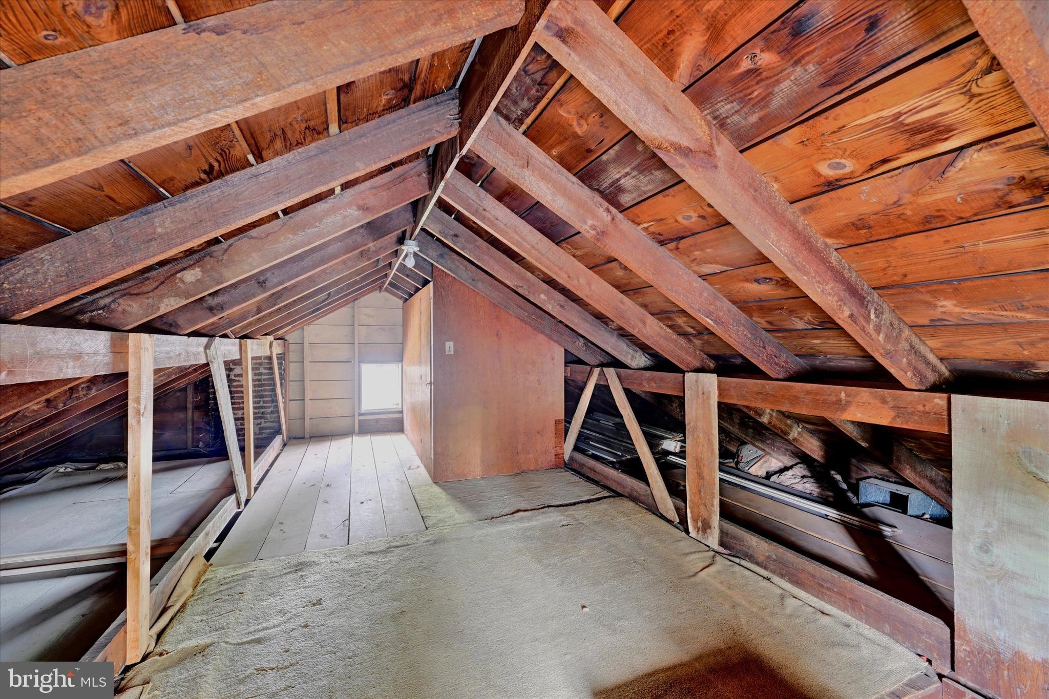 LAKE EVESHAM - Residential