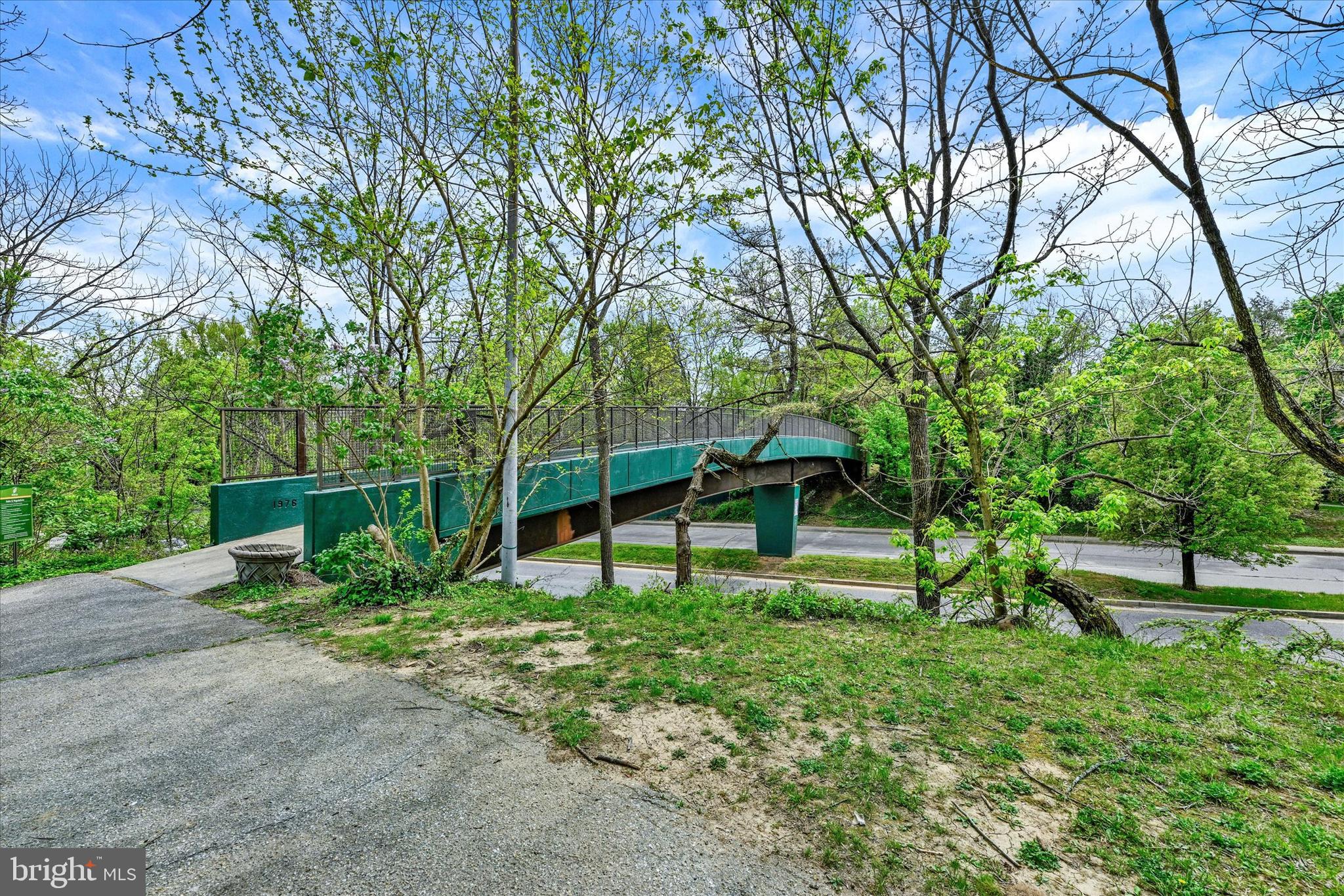 LAKE EVESHAM - Residential