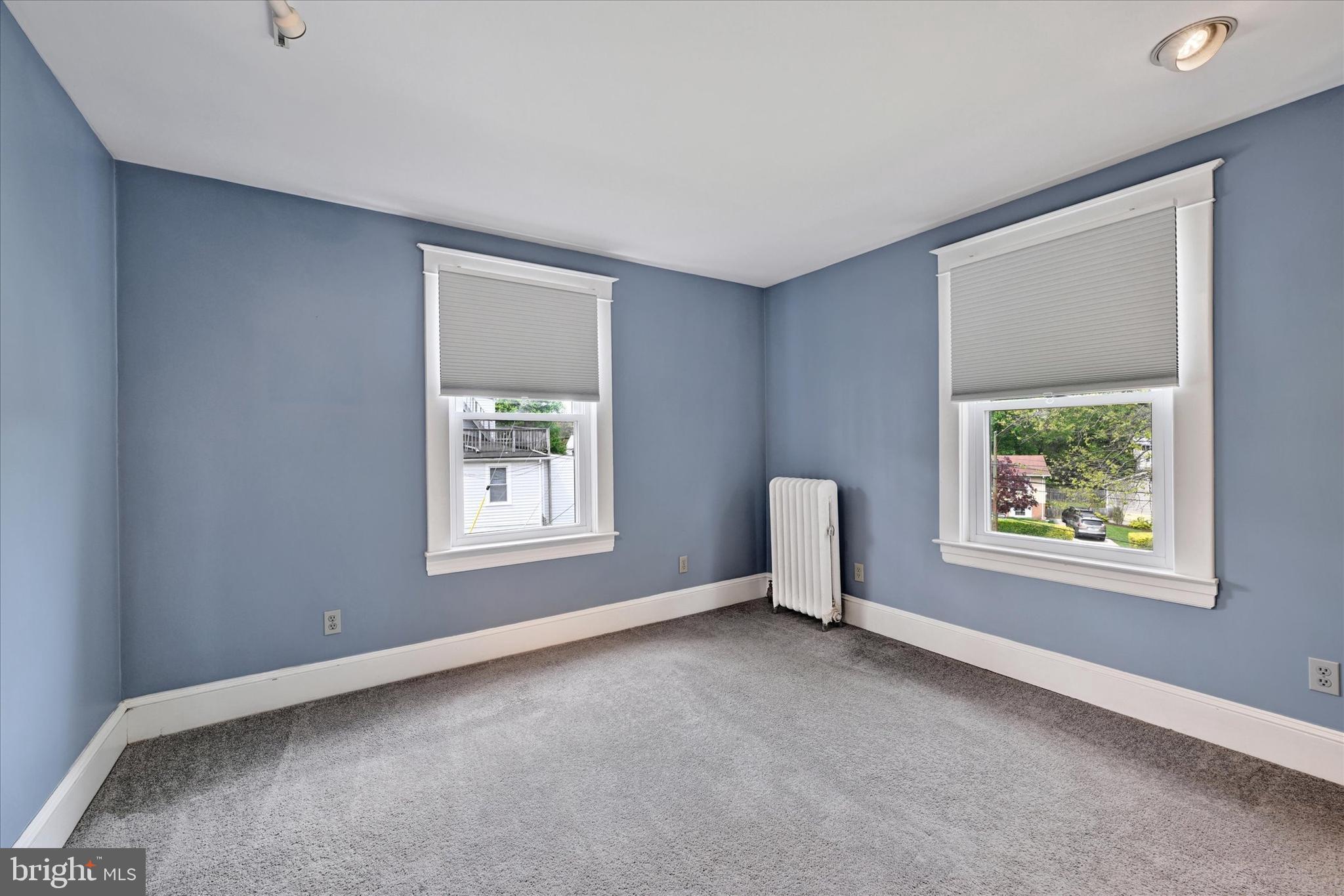 LAKE EVESHAM - Residential