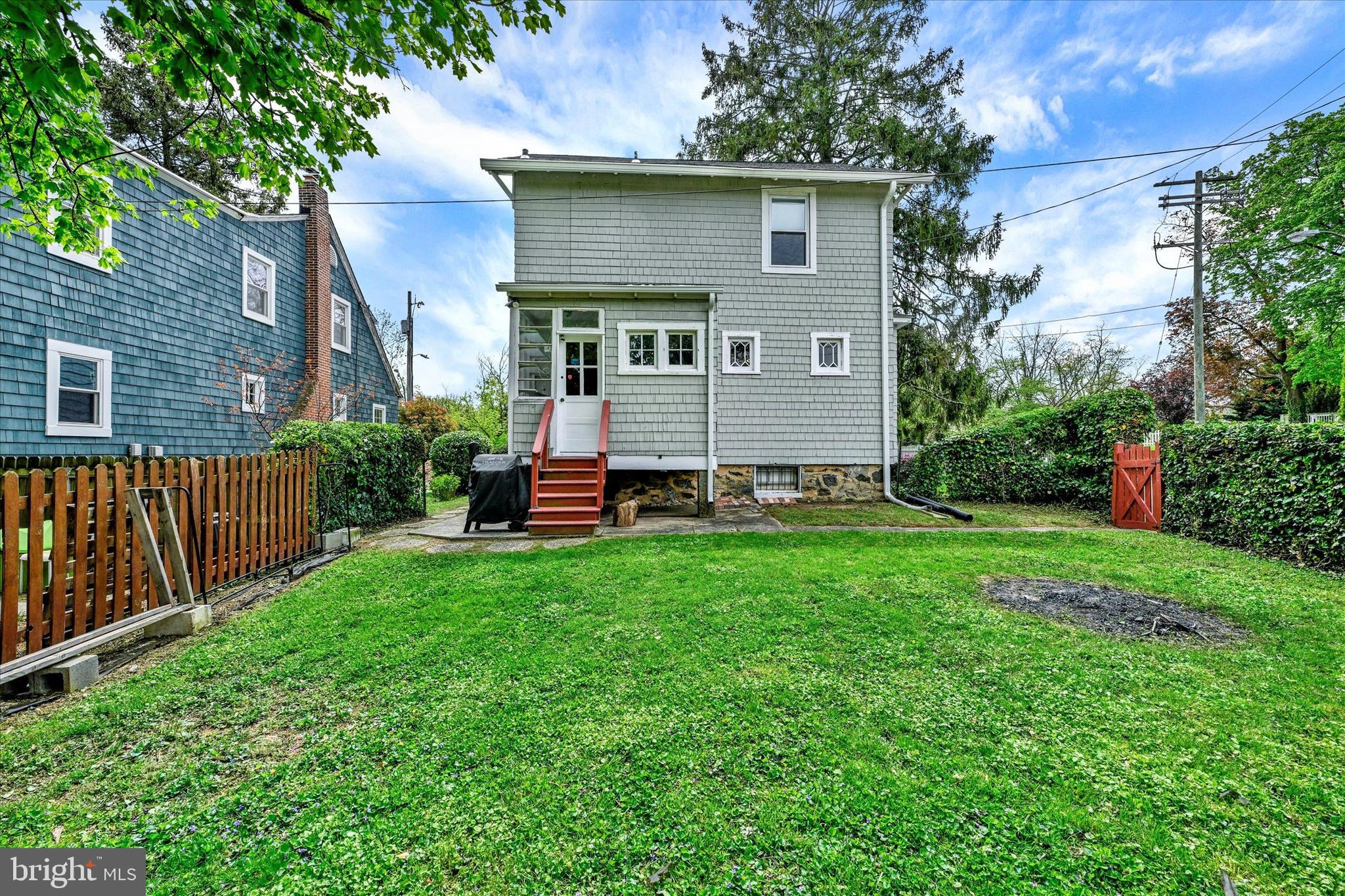 LAKE EVESHAM - Residential