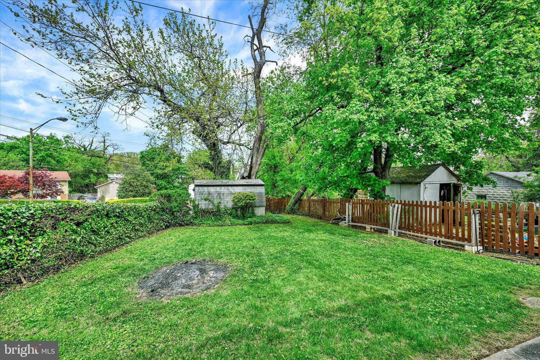 LAKE EVESHAM - Residential