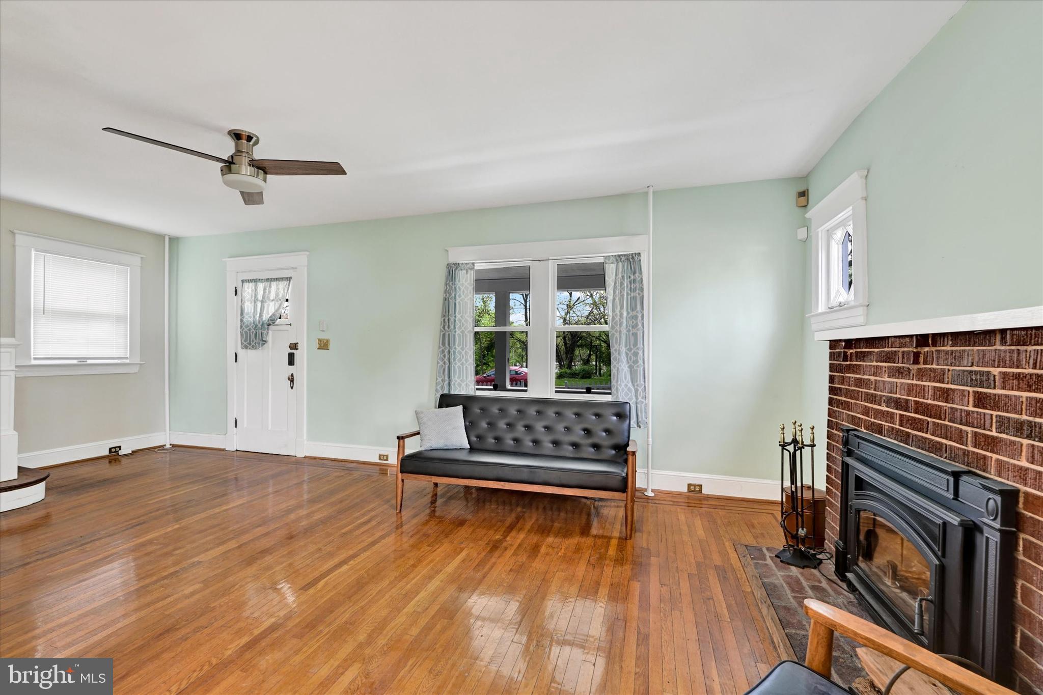 LAKE EVESHAM - Residential