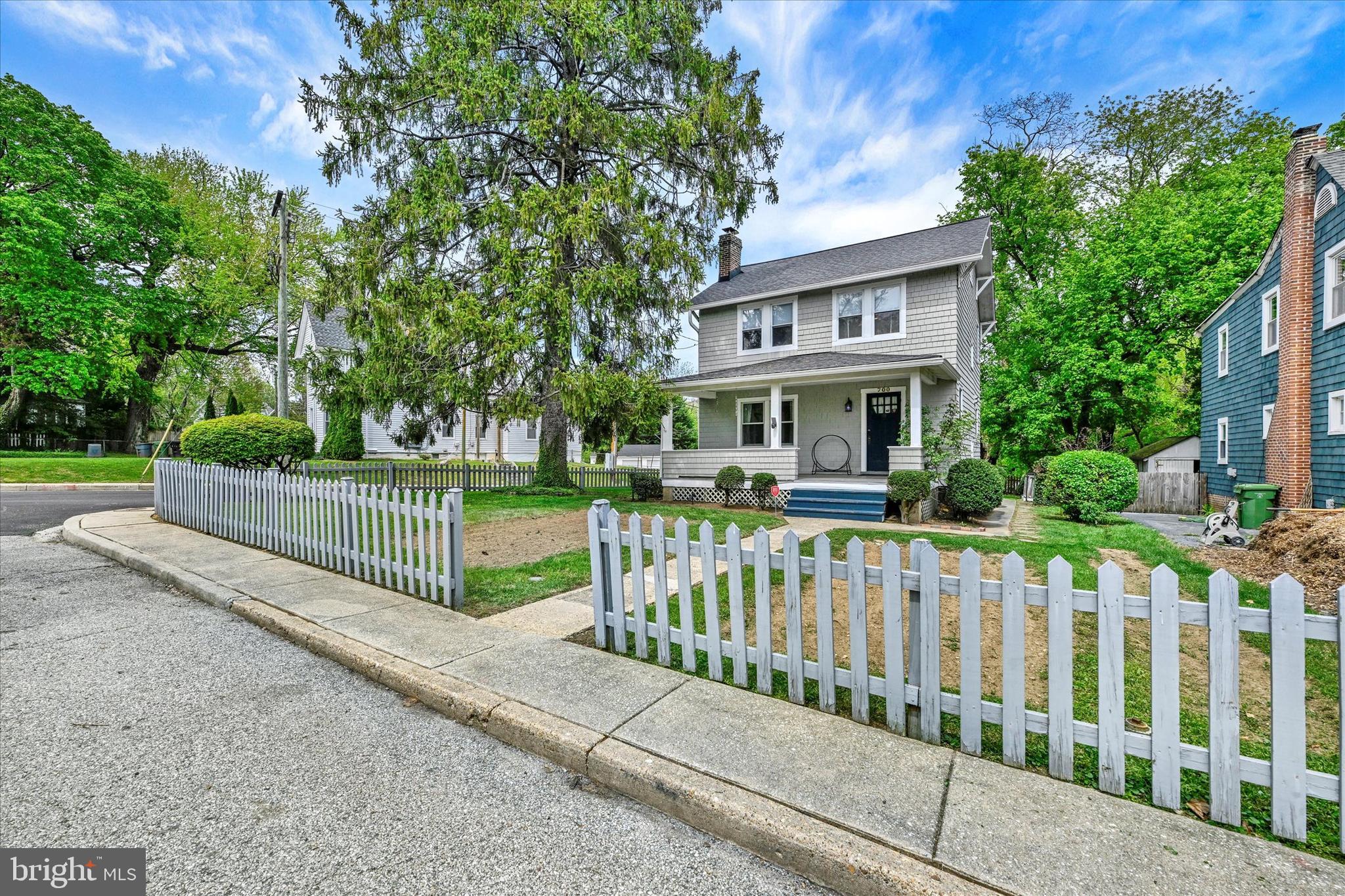 LAKE EVESHAM - Residential
