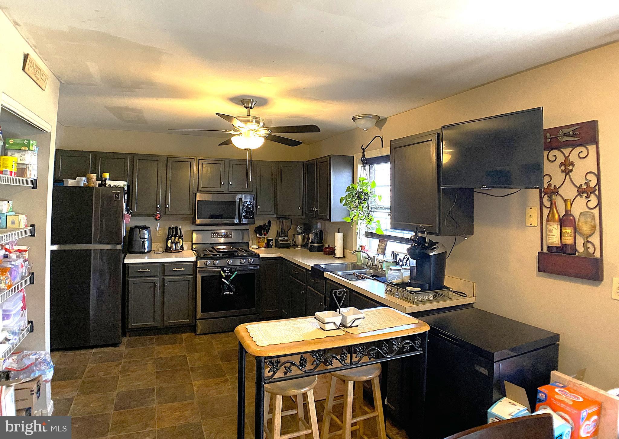 SOUTH WEST LANCASTER - Residential