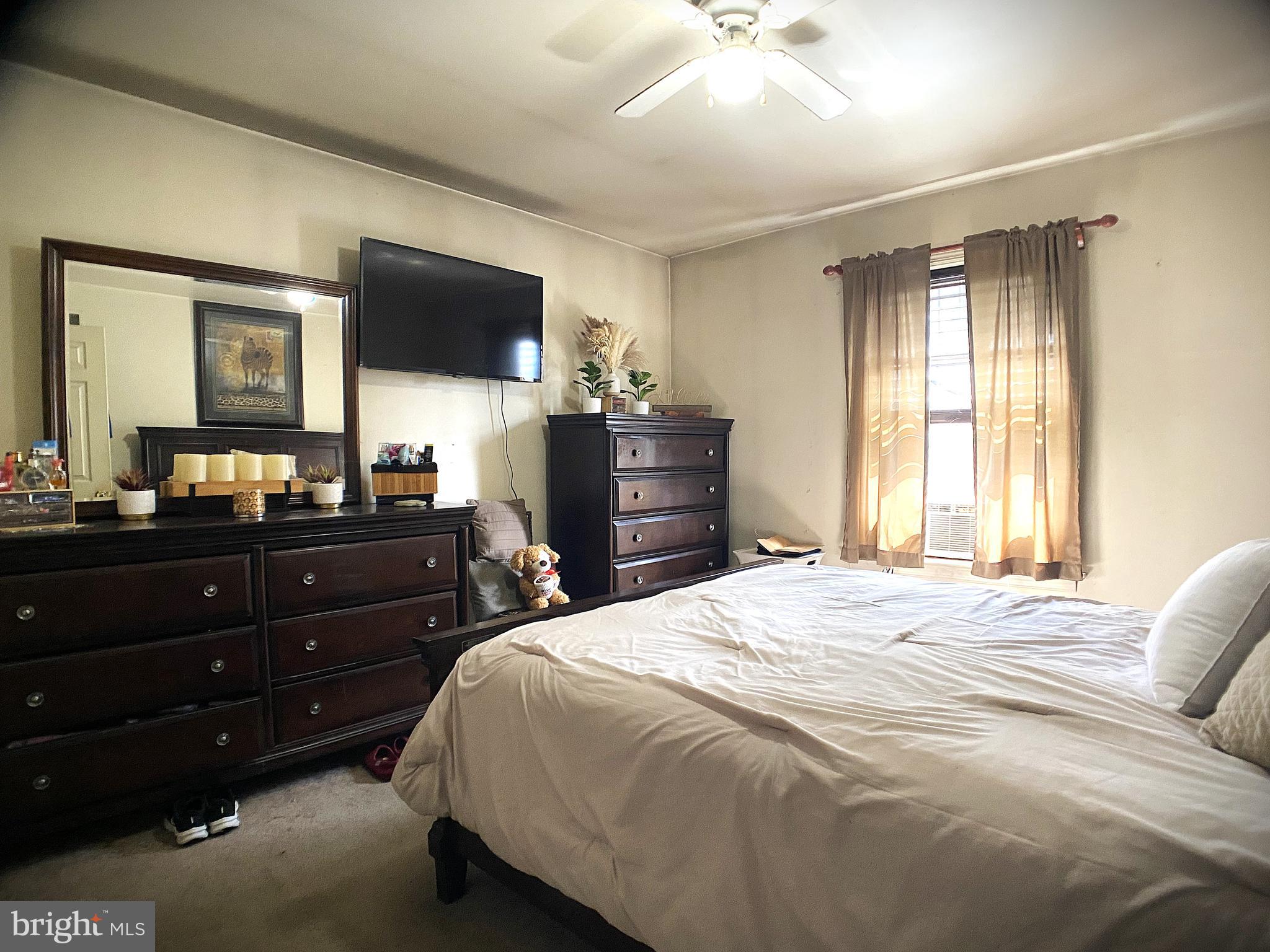 SOUTH WEST LANCASTER - Residential