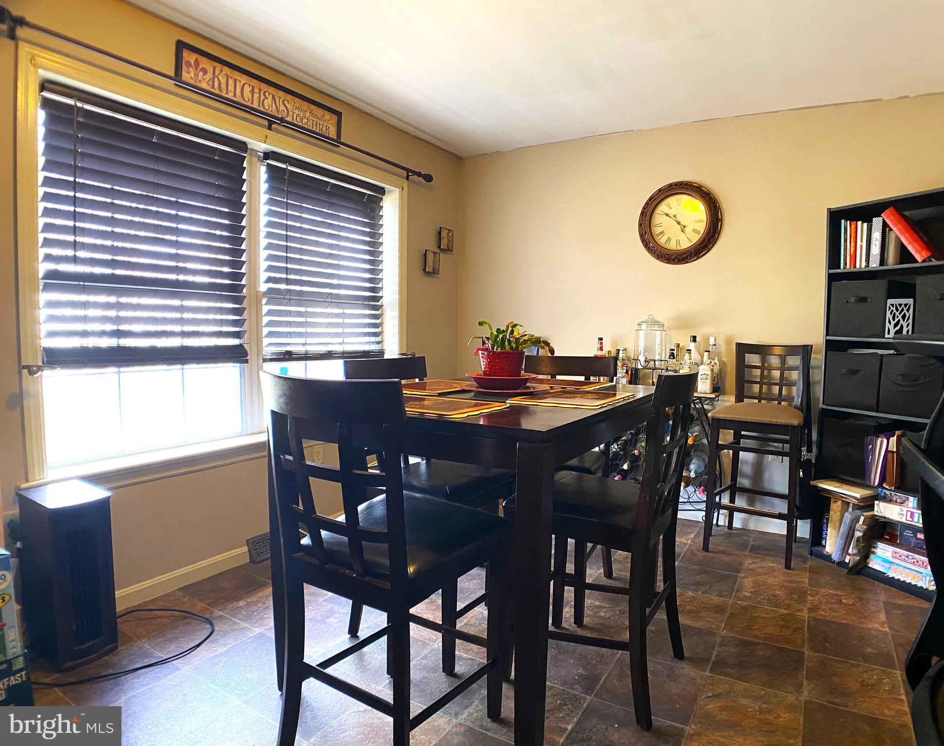 SOUTH WEST LANCASTER - Residential