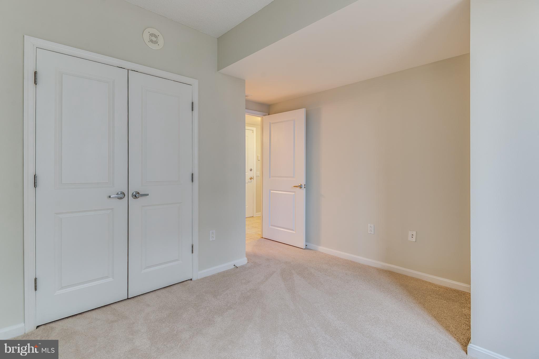 CRESCENT - Residential