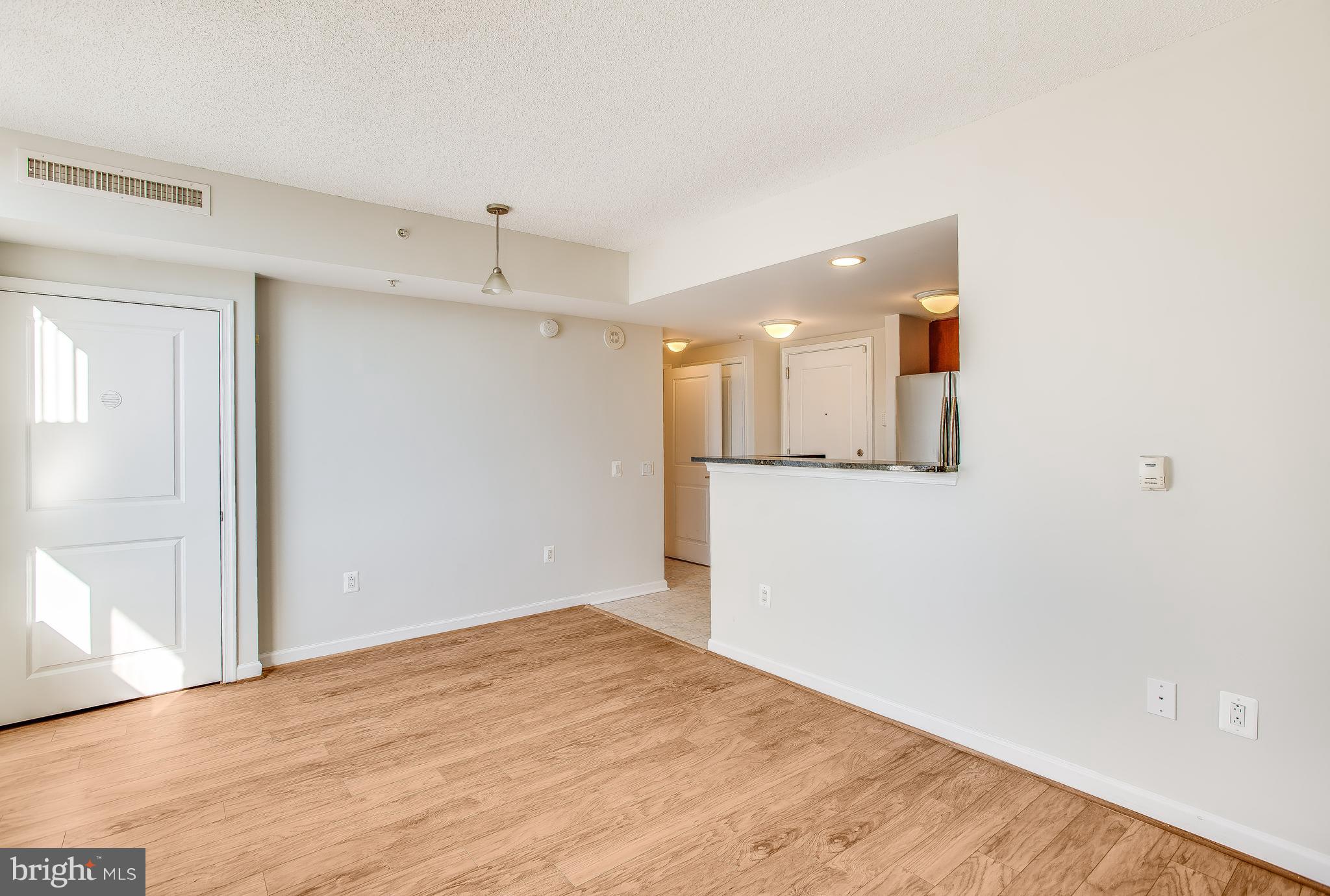 CRESCENT - Residential