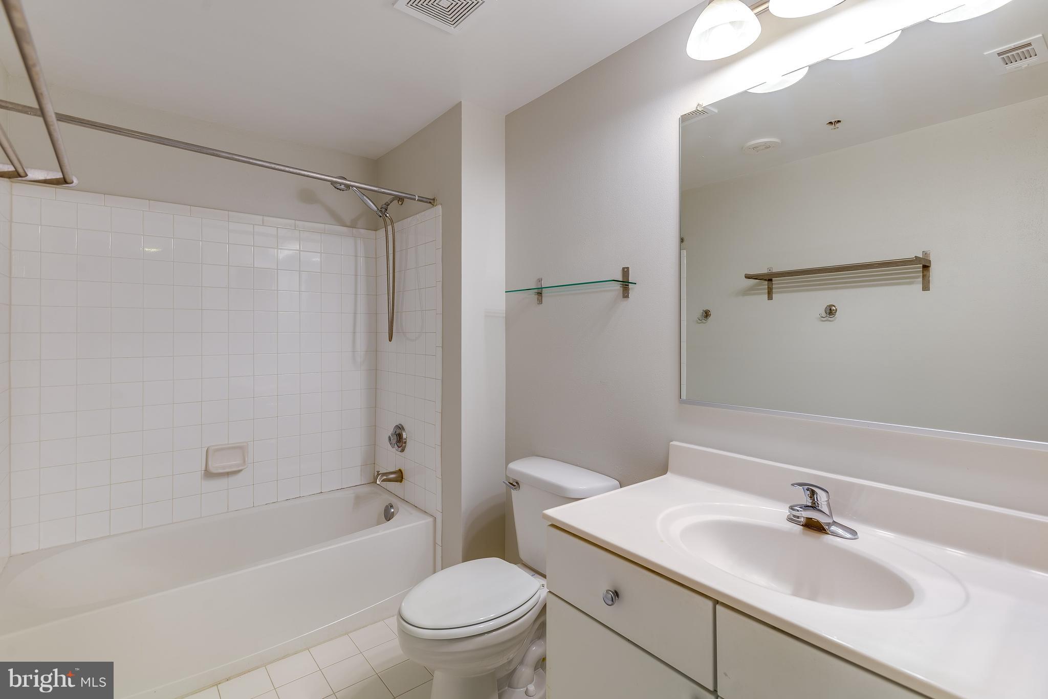 CRESCENT - Residential