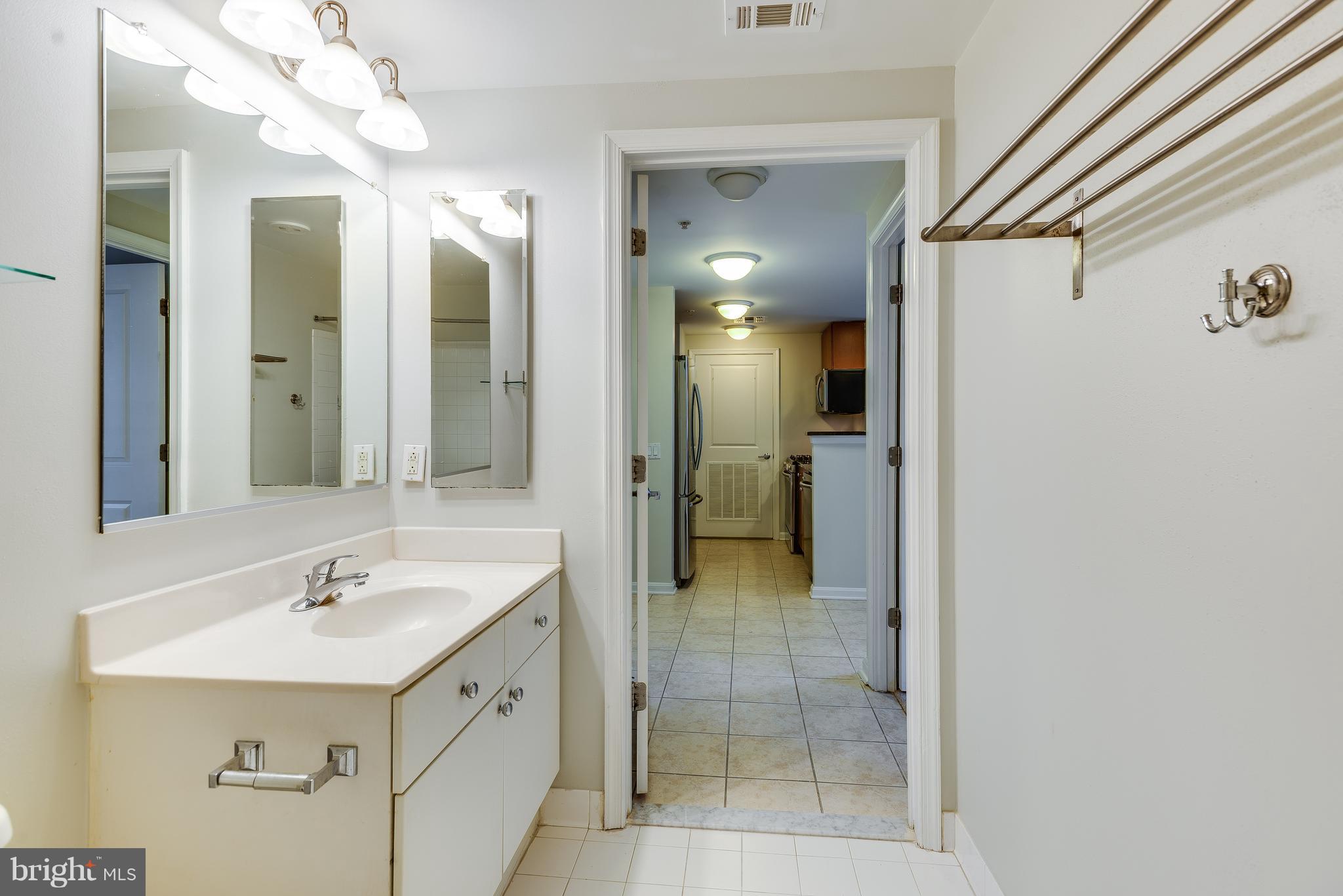 CRESCENT - Residential